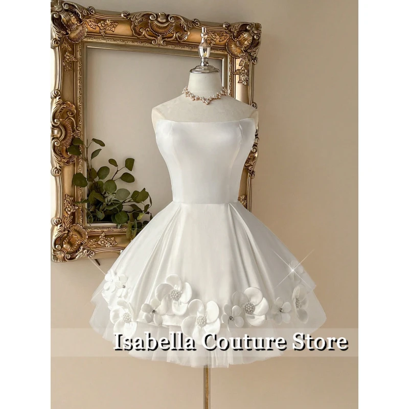 White Short Bridesmaid Dresses Puffy A Line Beaded Handmade Flowers Customized Strapless Wedding Party Dress
White Short Bridesmaid Dresses Puffy A Line Beaded Handmade Flowers Customized Strapless Wedding Party Dress