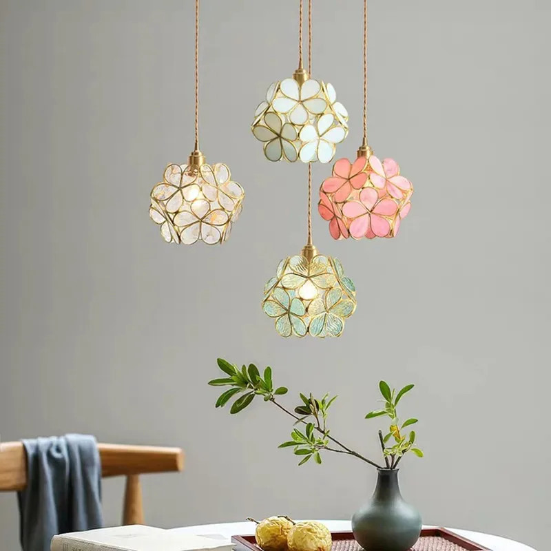 Nordic LED Modern Handmade Flower Stained Chandelier copper Art Pendant Light for Bedroom Living Dining Room Table Hotel Lamp
Nordic LED Modern Handmade Flower Stained Chandelier copper Art Pendant Light for Bedroom Living Dining Room Table Hotel Lamp