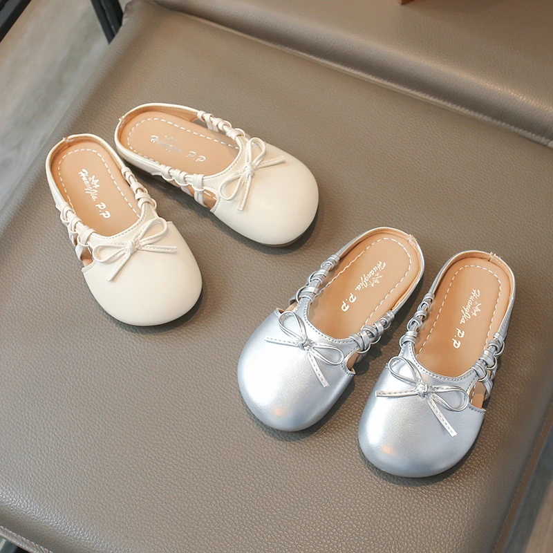 New Summer Kids Sandals for Girls Anti-slippery Soft Sole Fashion BowToddler Flat Slides Princess Elegant Slippers Casual 26-36
New Summer Kids Sandals for Girls Anti-slippery Soft Sole Fashion BowToddler Flat Slides Princess Elegant Slippers Casual 26-36