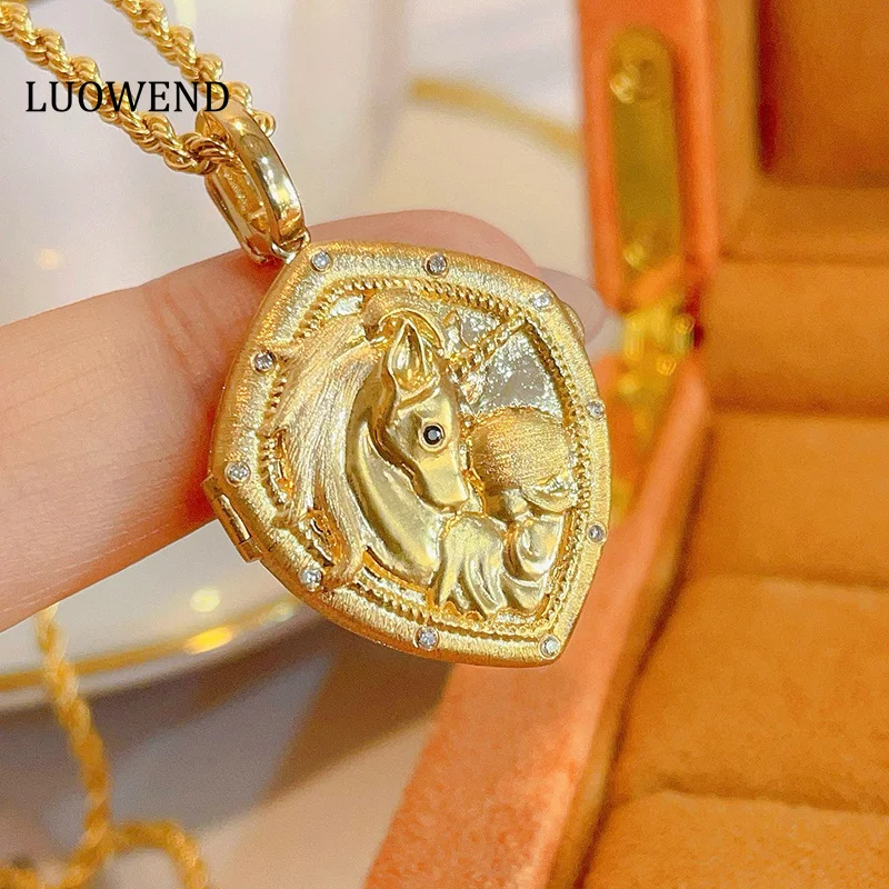 LUOWEND 100% 18K Yellow Gold Pendant Luxury Unicorn Shape Elegant Style Necklace Pendant for Women High Party Jewelry
LUOWEND 100% 18K Yellow Gold Pendant Luxury Unicorn Shape Elegant Style Necklace Pendant for Women High Party Jewelry