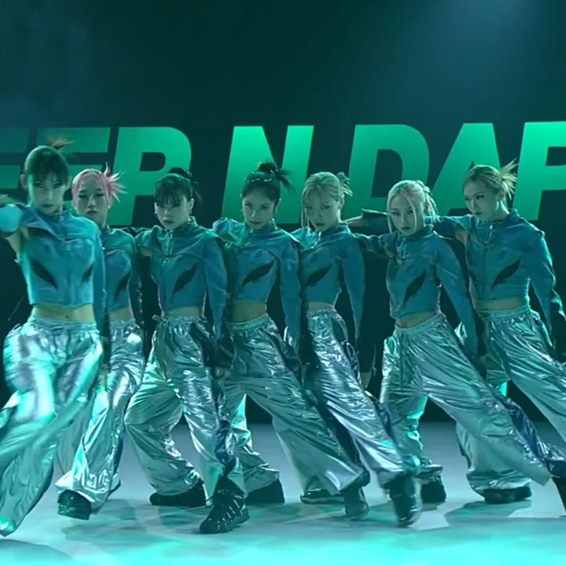 Women Group Kpop Outfits Jazz Dance Clothing Bar Nightclub Ds DJ Stage Performance Gogo Cosumes Ladies Hip Hop Clothing DW10172
Women Group Kpop Outfits Jazz Dance Clothing Bar Nightclub Ds DJ Stage Performance Gogo Cosumes Ladies Hip Hop Clothing DW10172