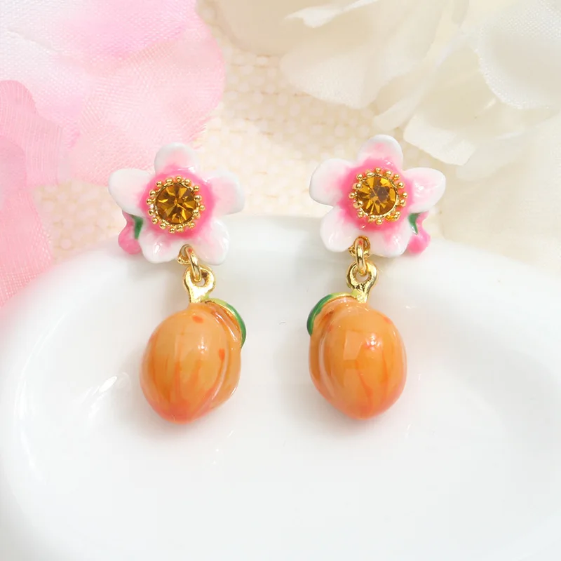 Apricot Flower Earrings Hand-painted Craftsmanship Enamel Niche Jewelry Without Ear Piercings for Women Fashion Ear Accessories
Apricot Flower Earrings Hand-painted Craftsmanship Enamel Niche Jewelry Without Ear Piercings for Women Fashion Ear Accessories