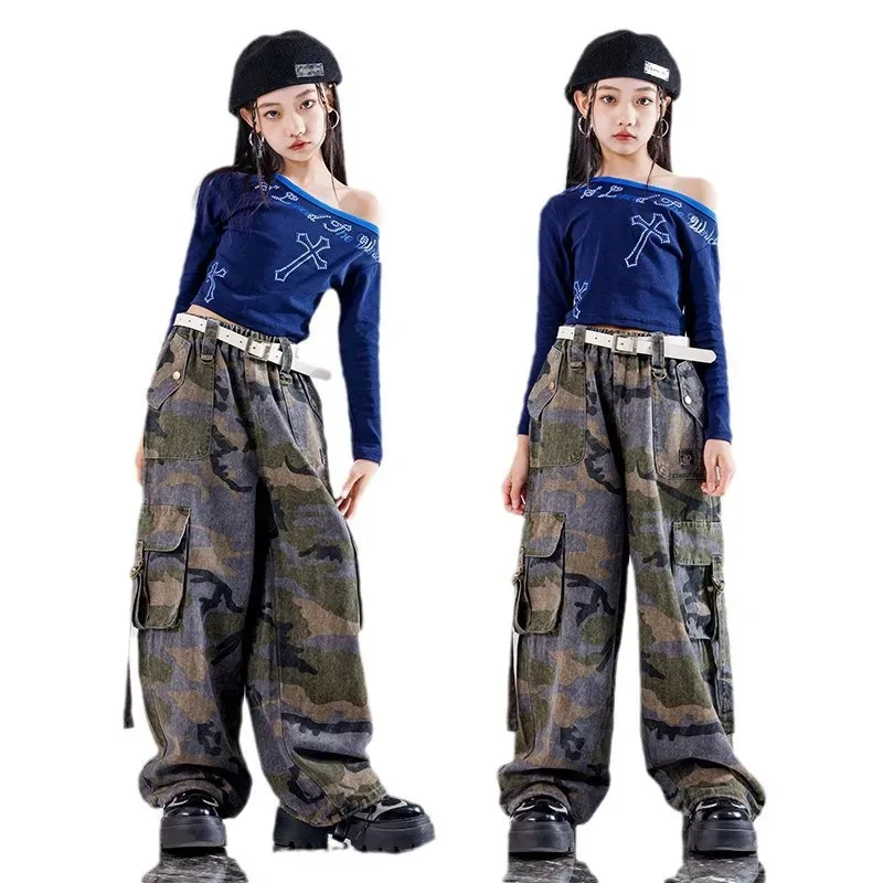 Girls Hip-hop Long Sleeve Slanted Shoulder Top Camouflage Cargo Pants Kids Jazz Dance Costume Catwalk Show Costumes
Girls Hip-hop Long Sleeve Slanted Shoulder Top Camouflage Cargo Pants Kids Jazz Dance Costume Catwalk Show Costumes