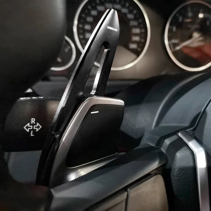 Для BMW X1 X2 X3 X4 X5 X6 F22 F30 F31 F36 F10 F11 F25 F26 F15 F16, внутреннее рулевое колесо, рычаг переключения передач, весло переключения передач, удлинитель
Для BMW X1 X2 X3 X4 X5 X6 F22 F30 F31 F36 F10 F11 F25 F26 F15 F16, внутреннее рулевое колесо, рычаг переключения передач, весло переключения передач, удлинитель