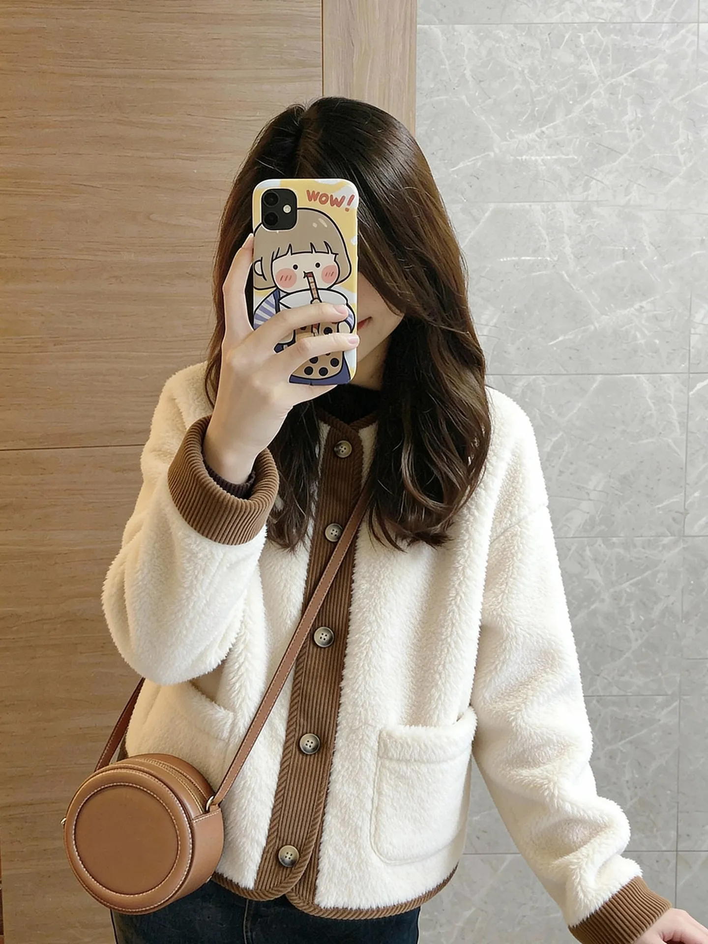 Женское джинто из меха ягненка, зимнее тонкое корейское пальто для поездок на работу, контрастного цвета, высококачественное пальто пшеничного цвета
Женское джинто из меха ягненка, зимнее тонкое корейское пальто для поездок на работу, контрастного цвета, высококачественное пальто пшеничного цвета