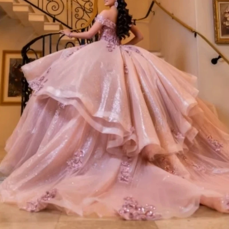 Luxury Mexican Women Pageant Birthday Party Dress Lace Applique Corset Tiered Puffy Skirt Prom 15 16 Quinceanera 2026 Customized
Luxury Mexican Women Pageant Birthday Party Dress Lace Applique Corset Tiered Puffy Skirt Prom 15 16 Quinceanera 2026 Customized