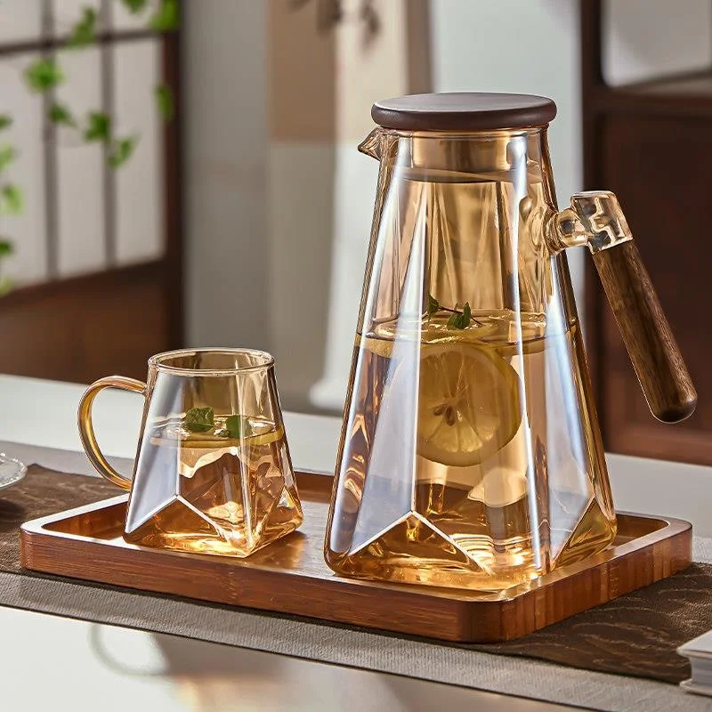 Large Capacity Glass Cold Water Pot High Borosilicate for Home Use Tea Brewing Storage Water Pot Boiling Water Pot
Large Capacity Glass Cold Water Pot High Borosilicate for Home Use Tea Brewing Storage Water Pot Boiling Water Pot