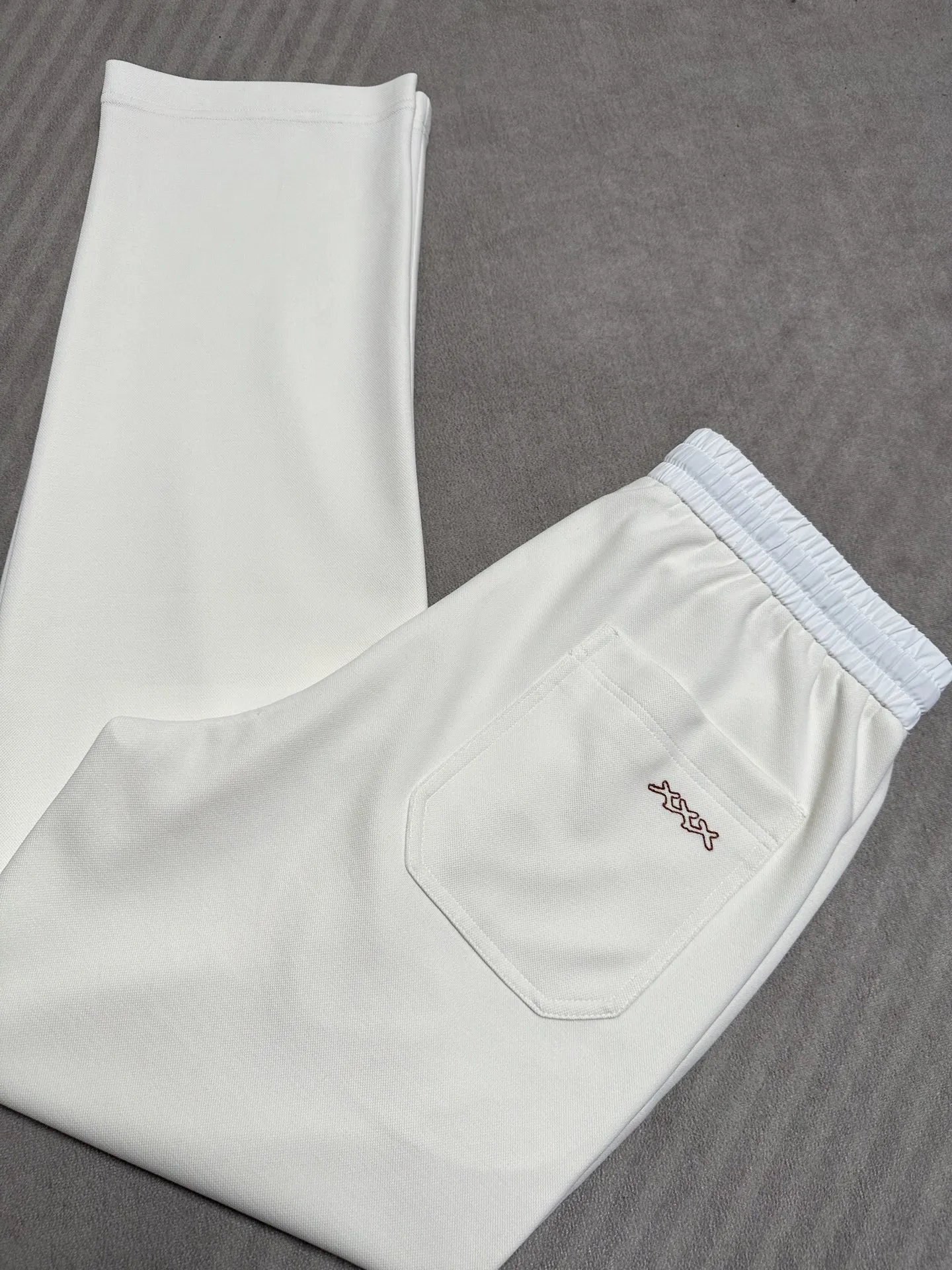Italian Style Business Casual Pants Elastic Waist Rope Tie Straight Leg Men's Summer Fashion Organic Cotton mid Waist Trousers
Italian Style Business Casual Pants Elastic Waist Rope Tie Straight Leg Men's Summer Fashion Organic Cotton mid Waist Trousers