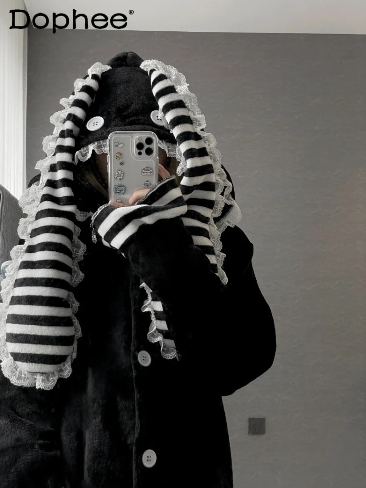 Y2K субкультура японская оригинальная Лолита готический стиль мультфильм кроличьи уши коралловый флис пижамы зимняя утолщенная теплая домашняя одежда
Y2K субкультура японская оригинальная Лолита готический стиль мультфильм кроличьи уши коралловый флис пижамы зимняя утолщенная теплая домашняя одежда