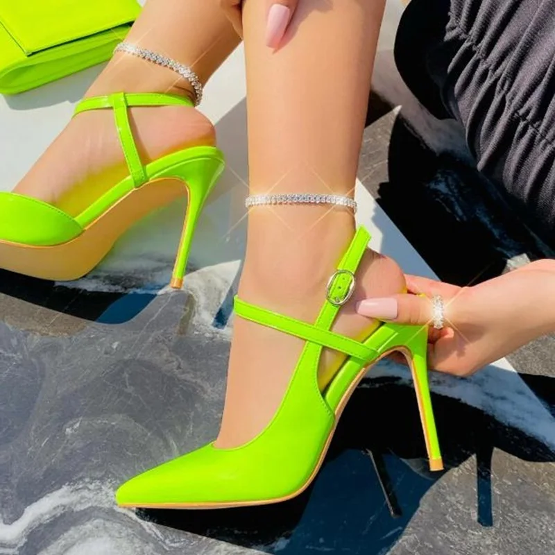 Lemon Patent Leather Cross Strap Women High Heel Pumps Pointed Toe Hollow Stiletto High Heeled Dress Shoes Big Size 45
Lemon Patent Leather Cross Strap Women High Heel Pumps Pointed Toe Hollow Stiletto High Heeled Dress Shoes Big Size 45