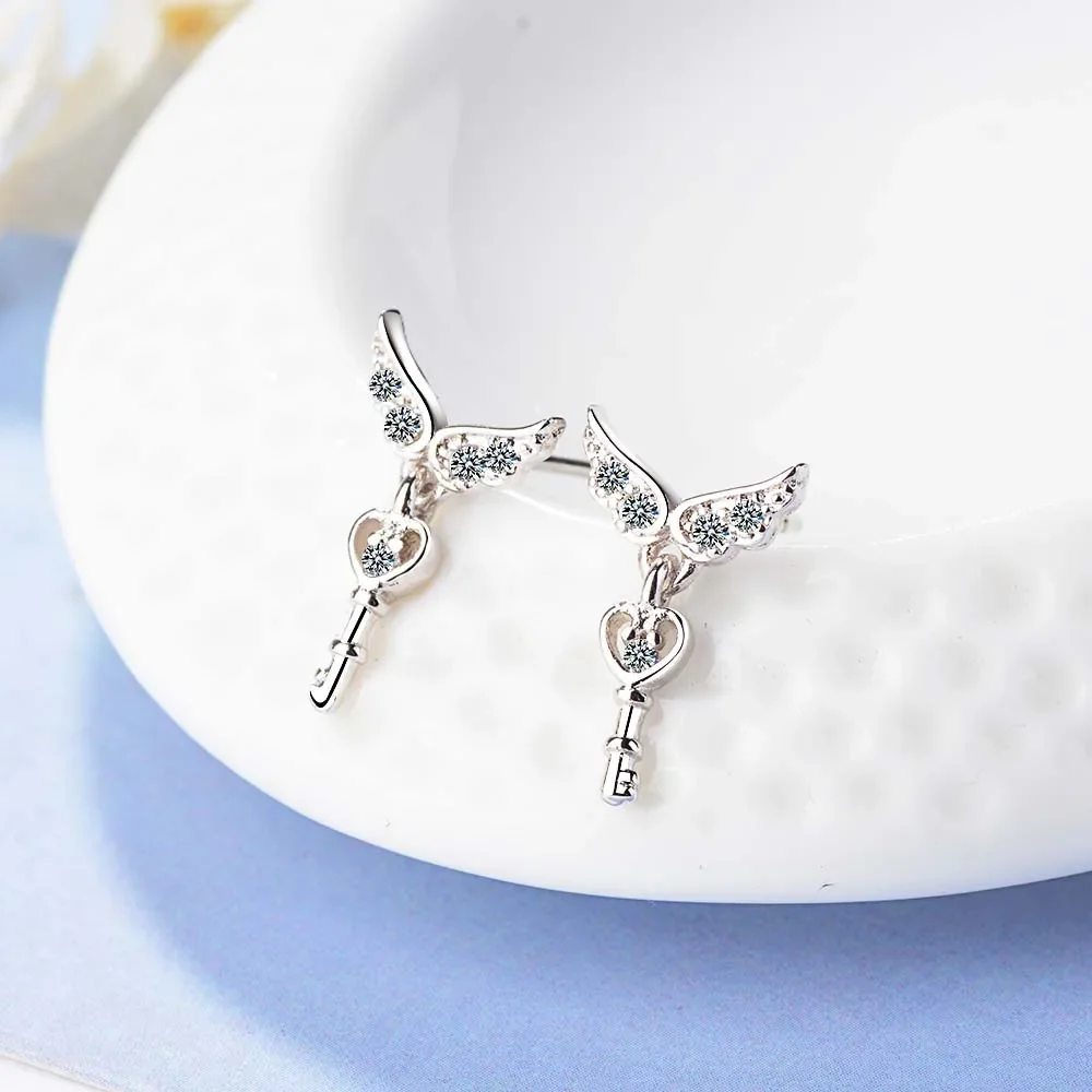 925 Sterling Silver Angel Wings CZ Heart Key Stud Earrings For Women Girls Jewelry Orecchini Aros Aretes oorbellen
925 Sterling Silver Angel Wings CZ Heart Key Stud Earrings For Women Girls Jewelry Orecchini Aros Aretes oorbellen