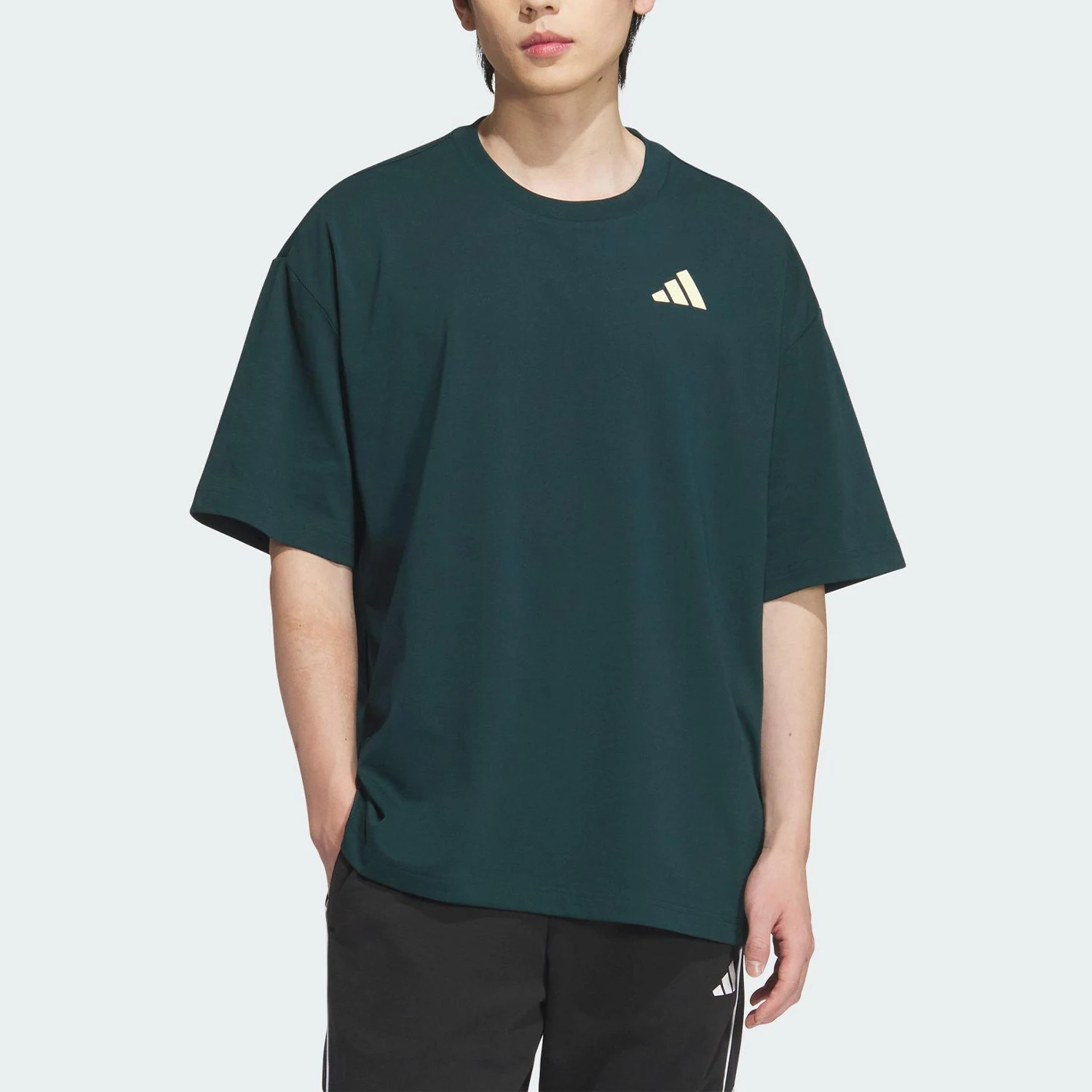 Оригинальная баскетбольная футболка унисекс Adidas INTERCON T-SHIRT KD4291
Оригинальная баскетбольная футболка унисекс Adidas INTERCON T-SHIRT KD4291