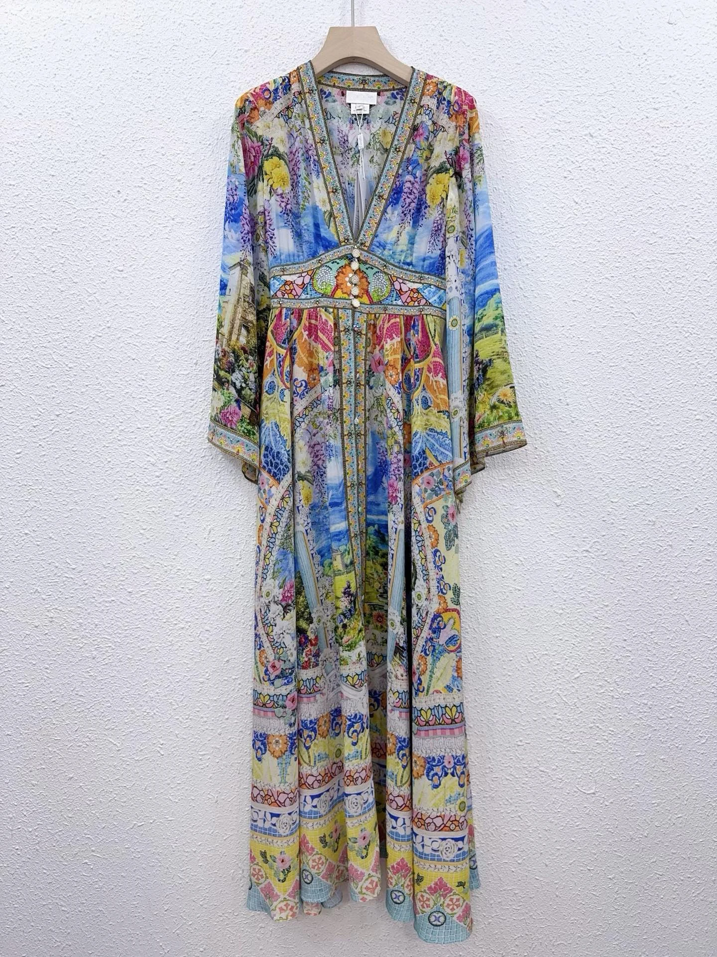 Women Bohemian Landscape Floral Print Maxi Dress Deep V Neck Long Flare Sleeve Button Front Ruffle Hem Chiffon Beach Vacation
Women Bohemian Landscape Floral Print Maxi Dress Deep V Neck Long Flare Sleeve Button Front Ruffle Hem Chiffon Beach Vacation