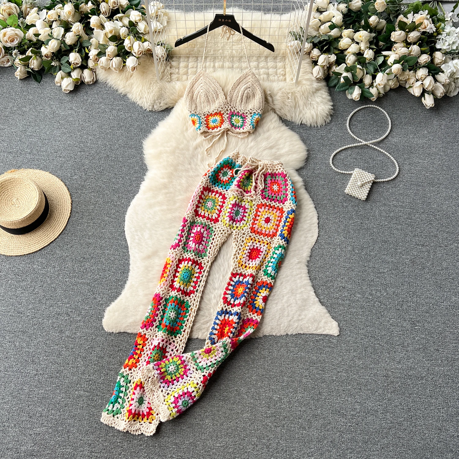 Summer Knitted Set Women's Heavy Hook Flower Strap Top Versatile Wide Leg Pants Retro Two Piece Suit Faionable Ensemble
Summer Knitted Set Women's Heavy Hook Flower Strap Top Versatile Wide Leg Pants Retro Two Piece Suit Faionable Ensemble