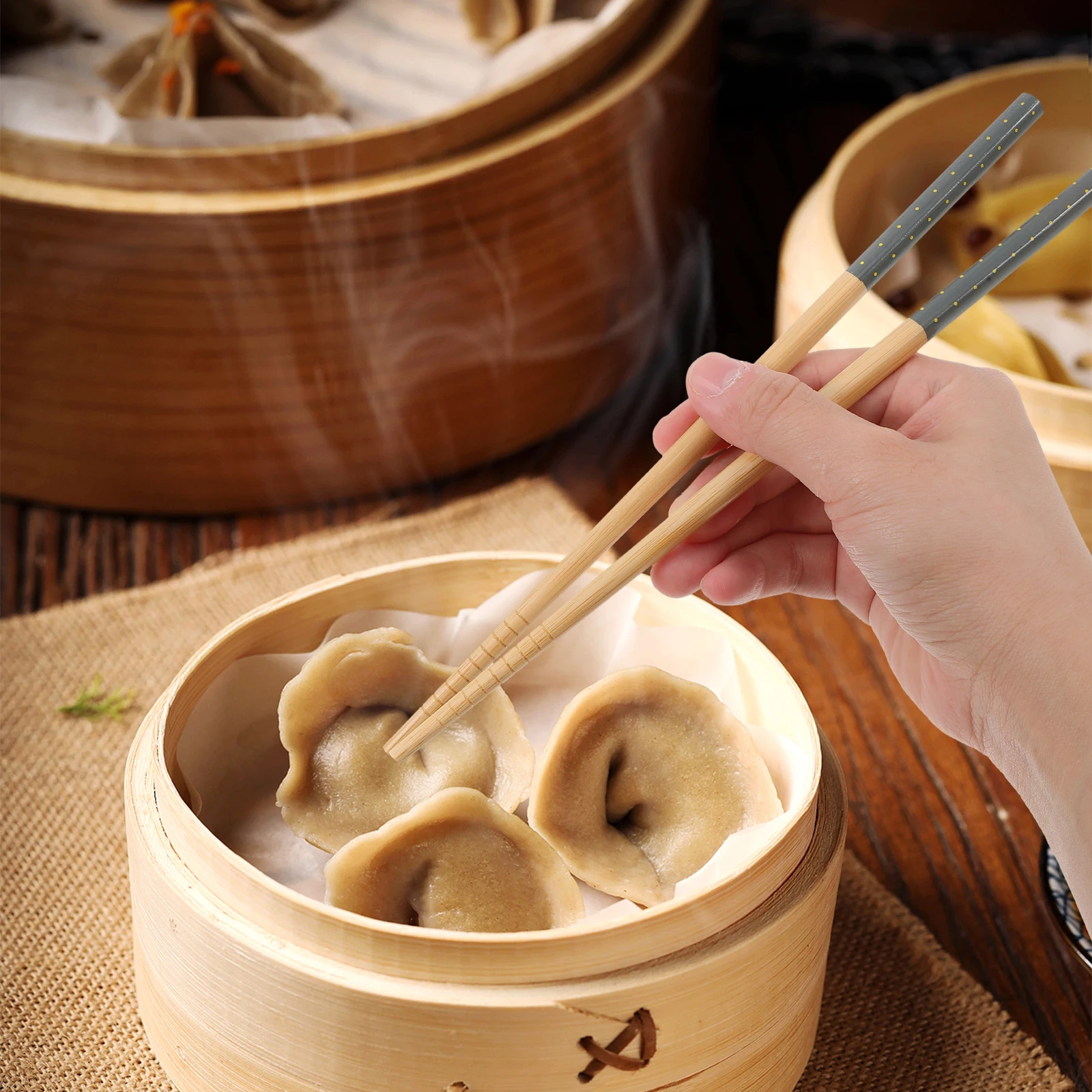 Bamboo Chopsticks Reusable Kitchen Supply Lightweight Fine Workmanship Easy Clean Ramen Dinner Home Practical Gift Box
Bamboo Chopsticks Reusable Kitchen Supply Lightweight Fine Workmanship Easy Clean Ramen Dinner Home Practical Gift Box