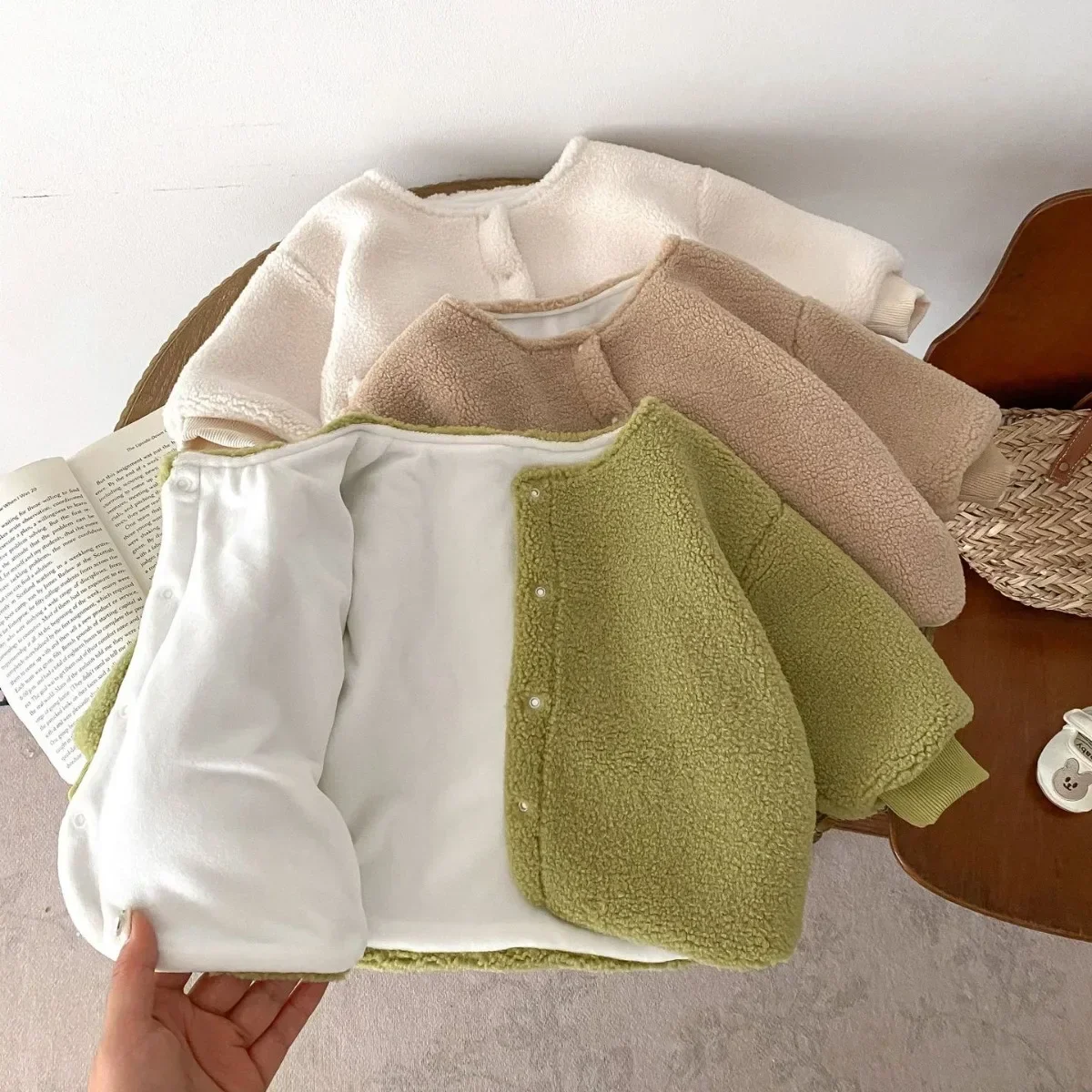 Winter Kids Baby Girls Boys Fashion Top Coat - Toddler Infant Plush Thick Warm Top Outwear , Children Single-breasted Jacket
Winter Kids Baby Girls Boys Fashion Top Coat - Toddler Infant Plush Thick Warm Top Outwear , Children Single-breasted Jacket