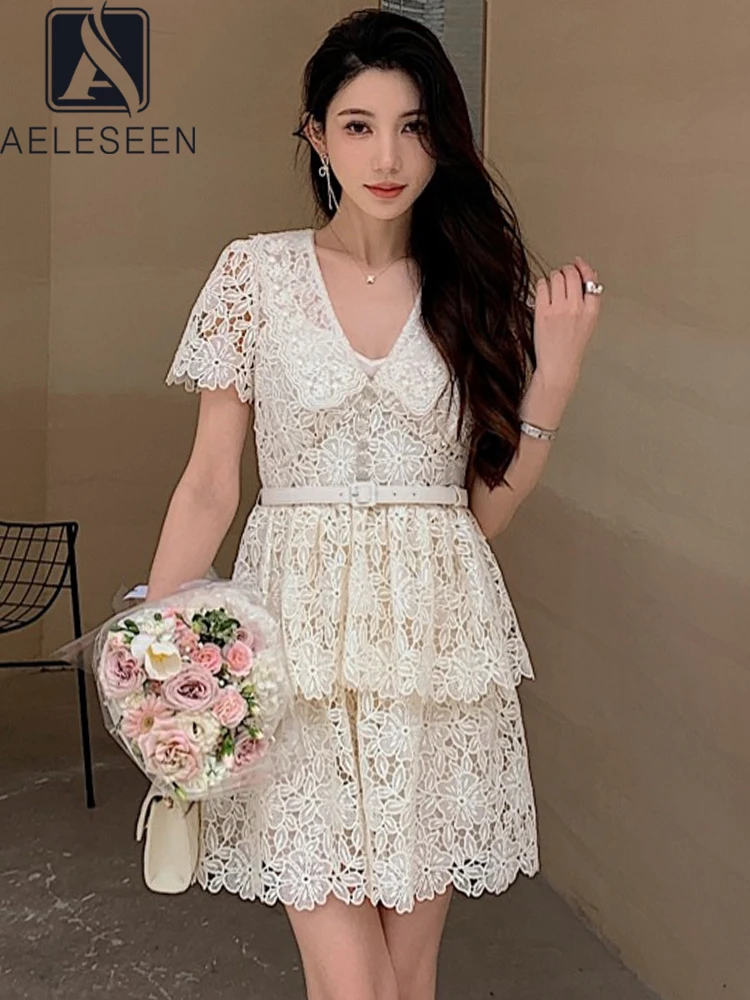 AELESEEN Women Summer Mini Dress High Quality Beige Design Fashion V-Neck Hollow Out Belt Ryffles Luxury Sexy Party Vacation
AELESEEN Women Summer Mini Dress High Quality Beige Design Fashion V-Neck Hollow Out Belt Ryffles Luxury Sexy Party Vacation