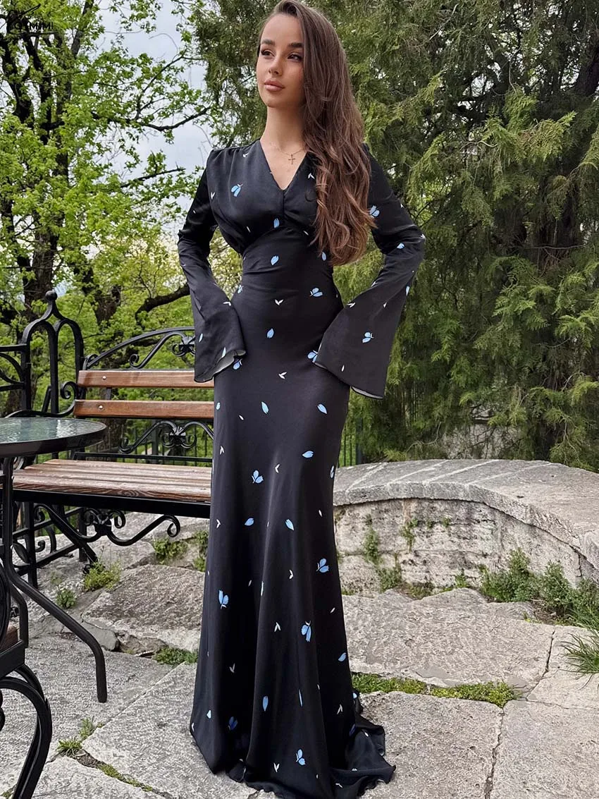 Oymimi Elegant Black Print Women's Dress Fashion Satin V-Neck Long Sleeve Lace-Up Dresses Autumn High Waist Floor-Length Dresses
Oymimi Elegant Black Print Women's Dress Fashion Satin V-Neck Long Sleeve Lace-Up Dresses Autumn High Waist Floor-Length Dresses