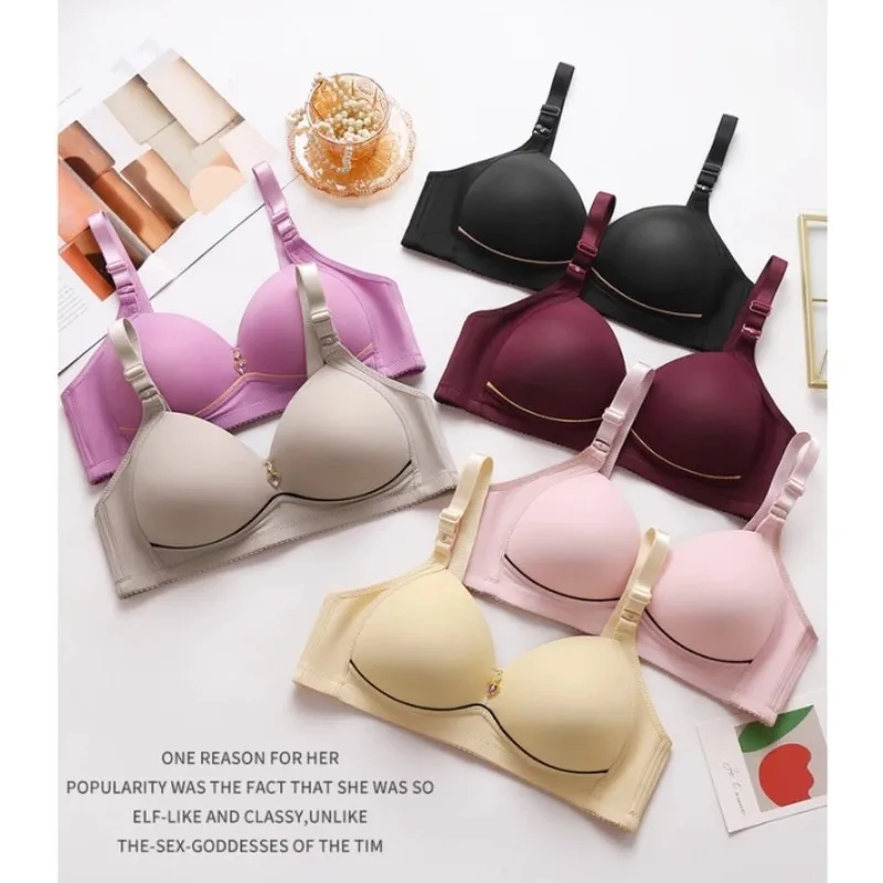 Mom Brassiere Without Steel Ring Breathable Gathered Ladies Underwear Non-magnetic Thin Cup Glossy Obese Female Ladies Bra
Mom Brassiere Without Steel Ring Breathable Gathered Ladies Underwear Non-magnetic Thin Cup Glossy Obese Female Ladies Bra