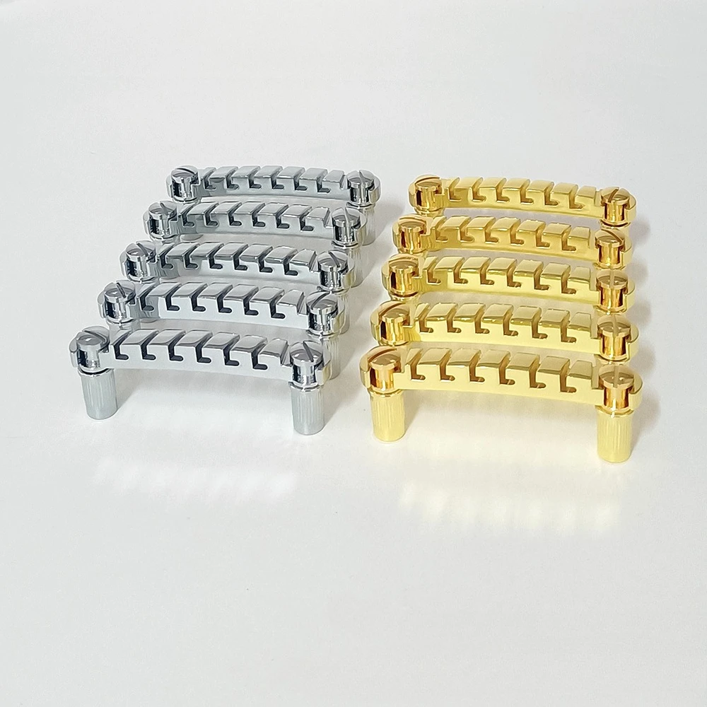Separate Guitar Jazz LP Bridge with Detachable Bridge for Independent Adjustment of String Spacing String Distance: 10.4mm
Separate Guitar Jazz LP Bridge with Detachable Bridge for Independent Adjustment of String Spacing String Distance: 10.4mm