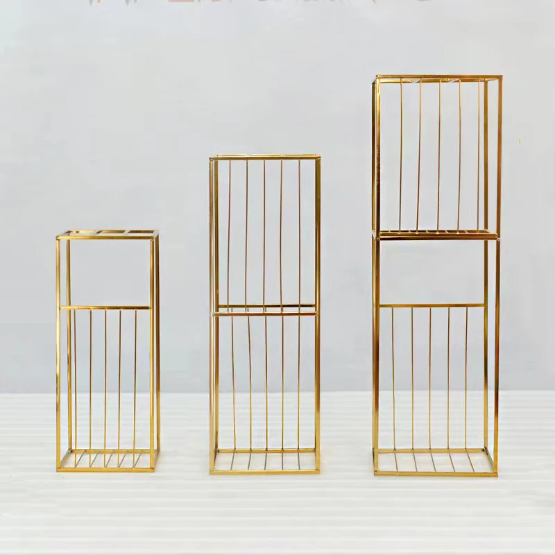 High Quality Electroplate Square Flower Stand Walkway Stand Metal Centerpieces Wedding Event Decors
High Quality Electroplate Square Flower Stand Walkway Stand Metal Centerpieces Wedding Event Decors