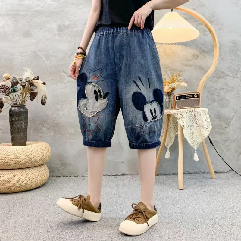 Plus Size Women's Summer Denim Mid Pants, New Vintage Embroidered Cartoon Patch, Loose Harem 5/6 Point Casual Trendy Shorts
Plus Size Women's Summer Denim Mid Pants, New Vintage Embroidered Cartoon Patch, Loose Harem 5/6 Point Casual Trendy Shorts