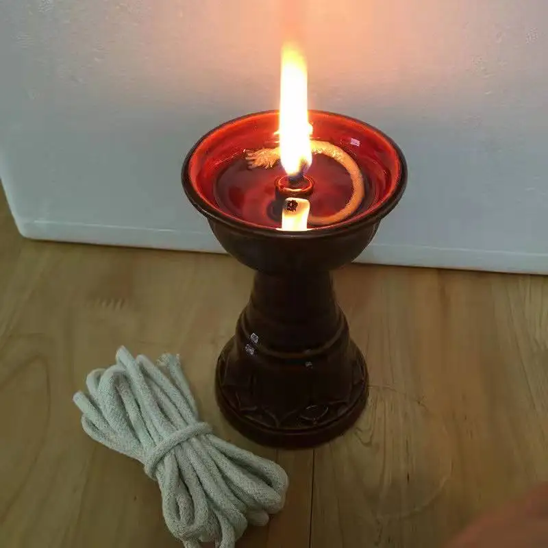 Butter lamp holder for Buddhist lamps, household deities, ceramic lanterns, household candlesticks, old-fashioned kerosene
Butter lamp holder for Buddhist lamps, household deities, ceramic lanterns, household candlesticks, old-fashioned kerosene