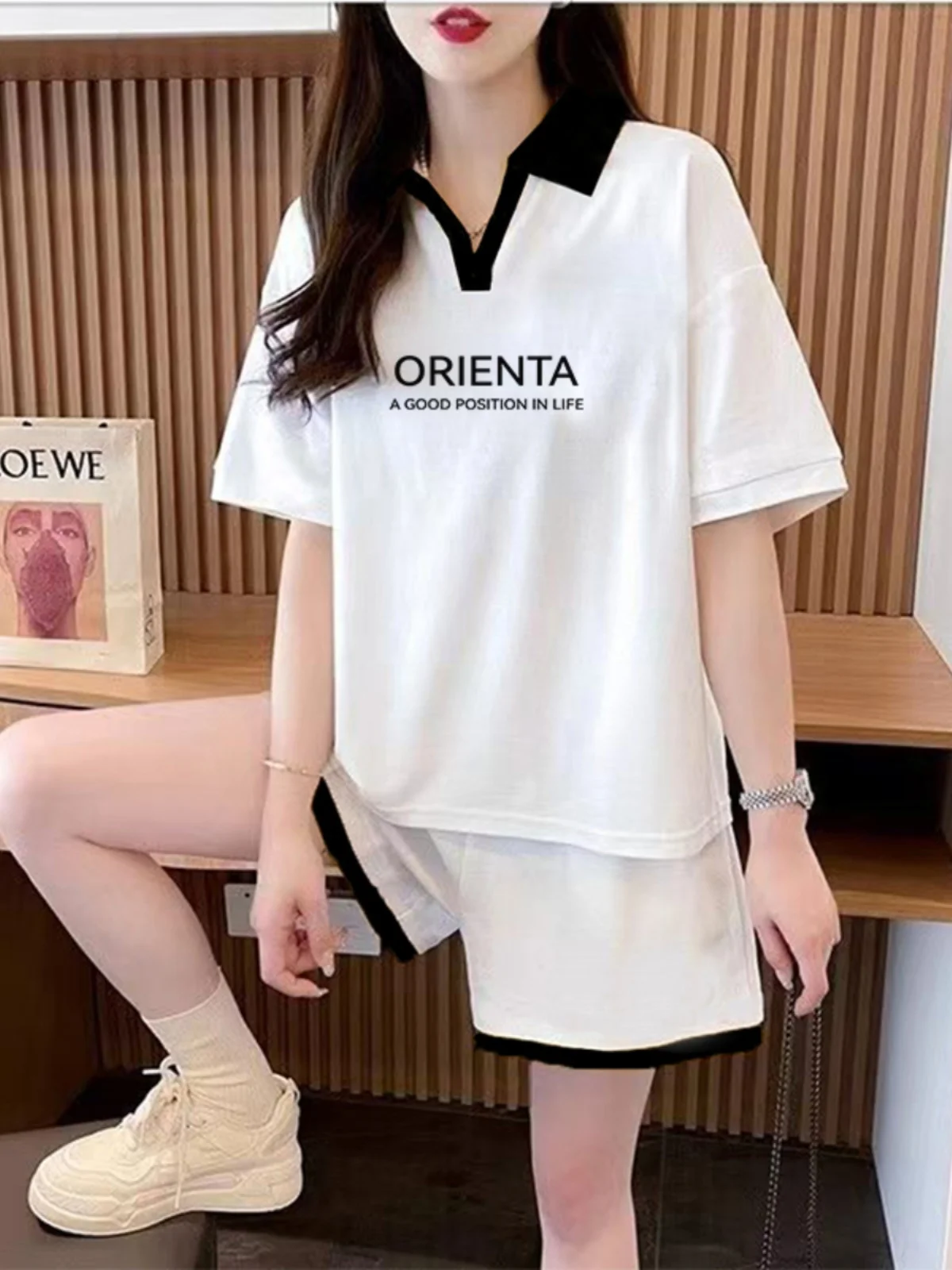 Fashionable Youthful Sportswear Set for Women Summer Student Letter Short Sleeve Shorts Running Casual Two Piece Set
Fashionable Youthful Sportswear Set for Women Summer Student Letter Short Sleeve Shorts Running Casual Two Piece Set