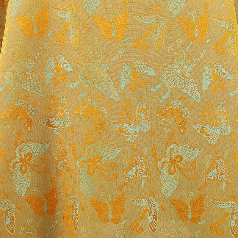 Silk acetate two-color jacquard fabric for Hanfu and cheongsam outerwear Chinese-style printed
Silk acetate two-color jacquard fabric for Hanfu and cheongsam outerwear Chinese-style printed