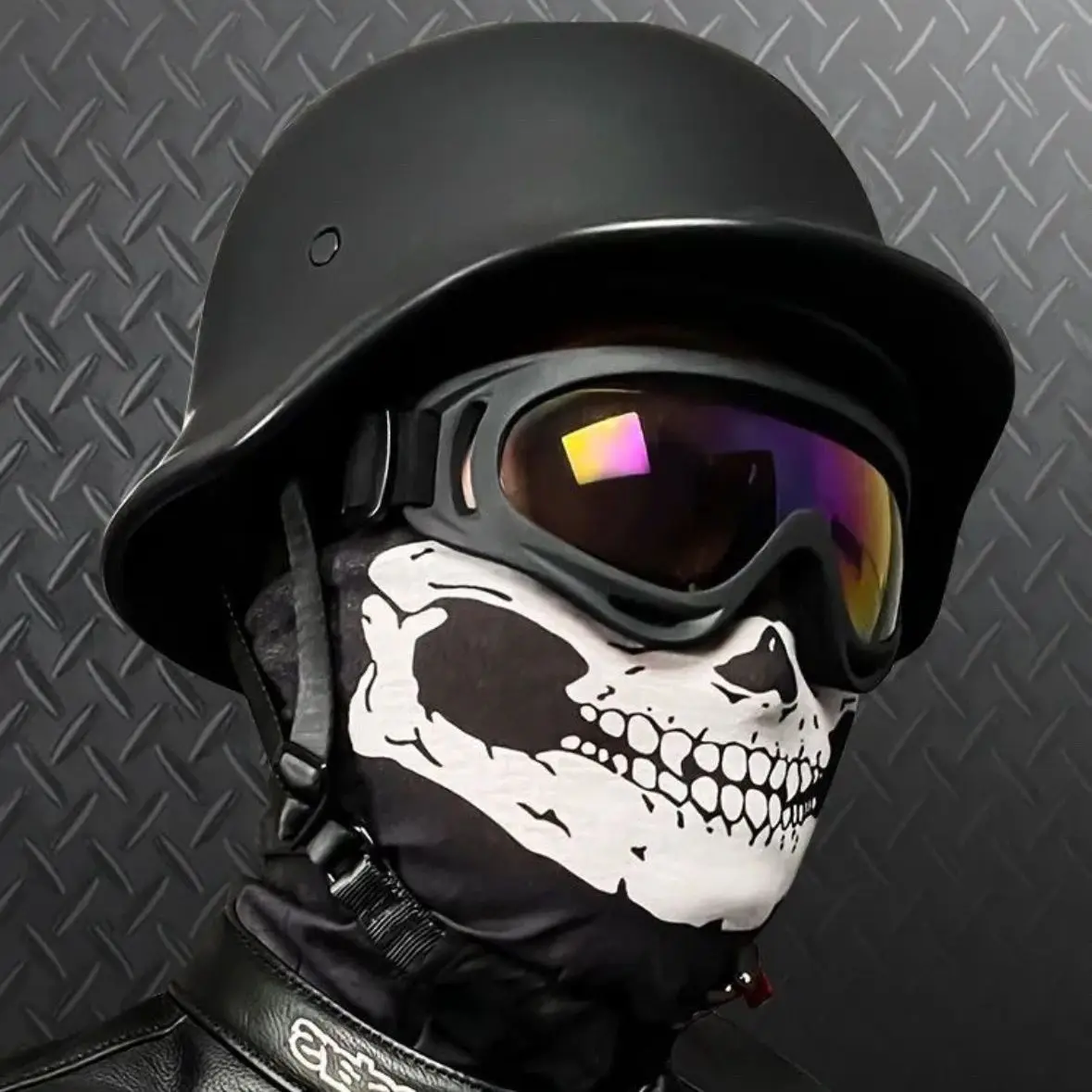 Vintage Half Helmet Summer German Motorcycle Helmet Helmet Locomotive Electric Vehicle
Vintage Half Helmet Summer German Motorcycle Helmet Helmet Locomotive Electric Vehicle