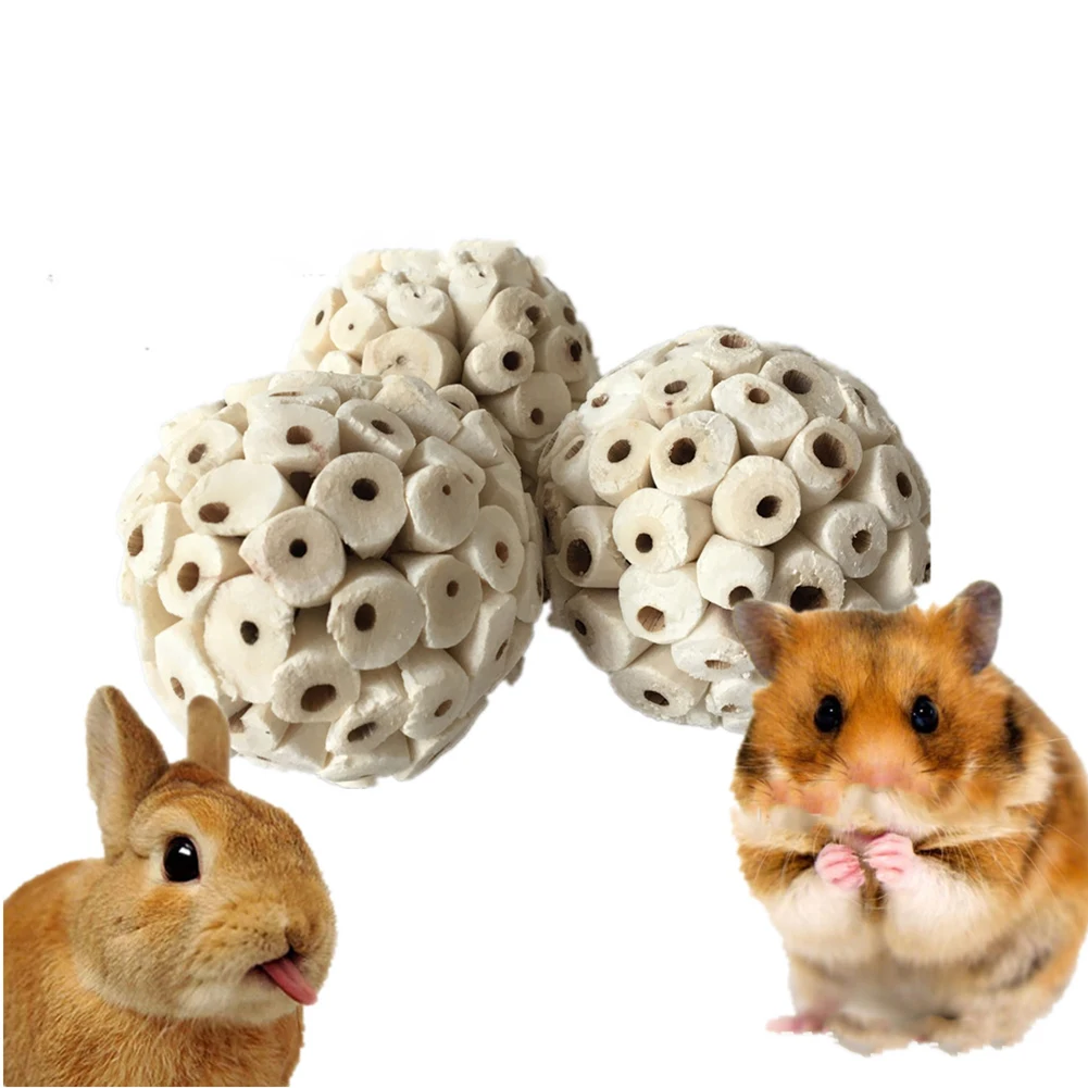 Natural Sola Balls Soft Chew Foraging Bird Toy For Rabbit Parrots Chinchillas Hamster Guinea Pig Ball Nibbling Toy Foraging Toy
Natural Sola Balls Soft Chew Foraging Bird Toy For Rabbit Parrots Chinchillas Hamster Guinea Pig Ball Nibbling Toy Foraging Toy