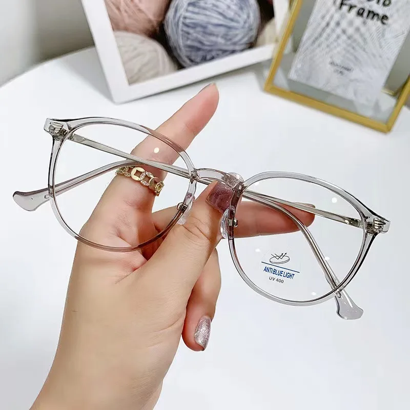 EYORA Fashion Versatile Oval Reading Glasses Myopia Eyewear Hyperopia Anti Blue Light Progressive Photochromic Eyewear Lens
EYORA Fashion Versatile Oval Reading Glasses Myopia Eyewear Hyperopia Anti Blue Light Progressive Photochromic Eyewear Lens