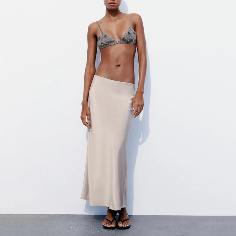 2024 Summer New Women's Simple High Waist Straight Skirt Satin Midi Skirt
2024 Summer New Women's Simple High Waist Straight Skirt Satin Midi Skirt