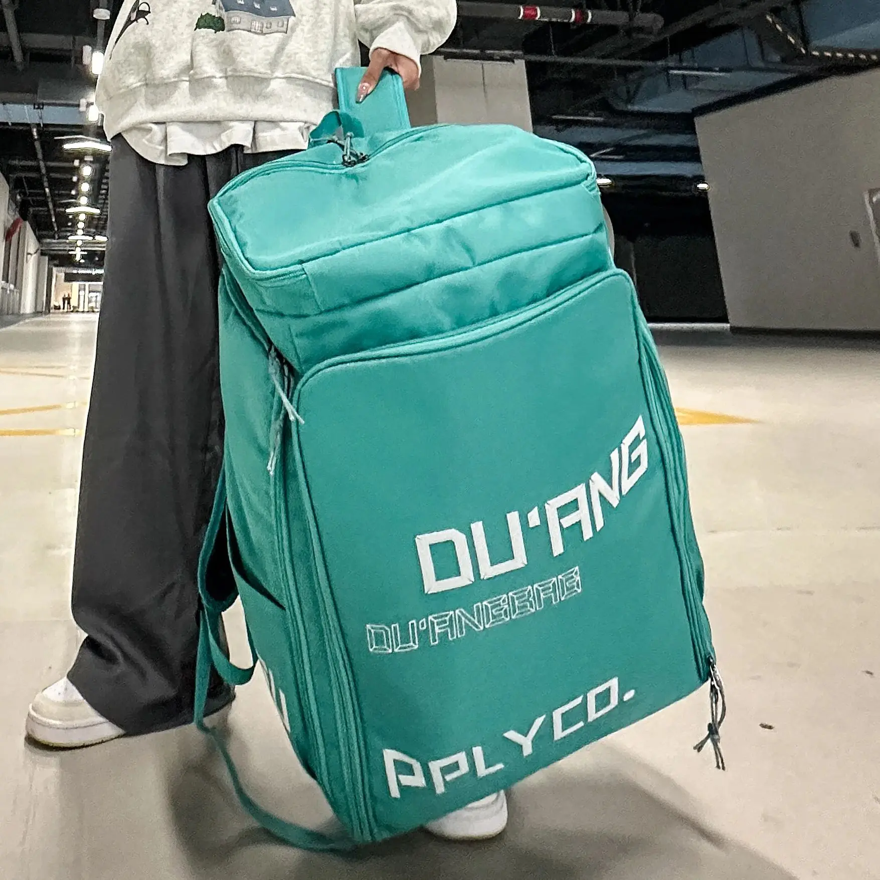 sports backpacks,men's functional workwear,Trendy brand student backpacks,large-capacity short-distance travel bags,hiking bags
sports backpacks,men's functional workwear,Trendy brand student backpacks,large-capacity short-distance travel bags,hiking bags