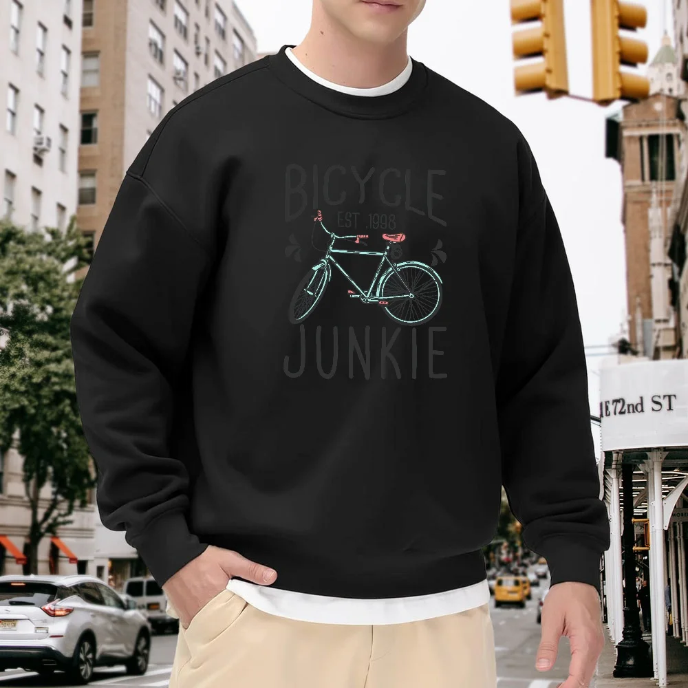 Men's Black Loose-Fitting Crew Neck Sweatshirt with Bicycle Print Pattern, Casual Street Style Top, Comfortable and Versatile for Everyday Wear, Simple and Fashionable Trendy Style
Men's Black Loose-Fitting Crew Neck Sweatshirt with Bicycle Print Pattern, Casual Street Style Top, Comfortable and Versatile for Everyday Wear, Simple and Fashionable Trendy Style