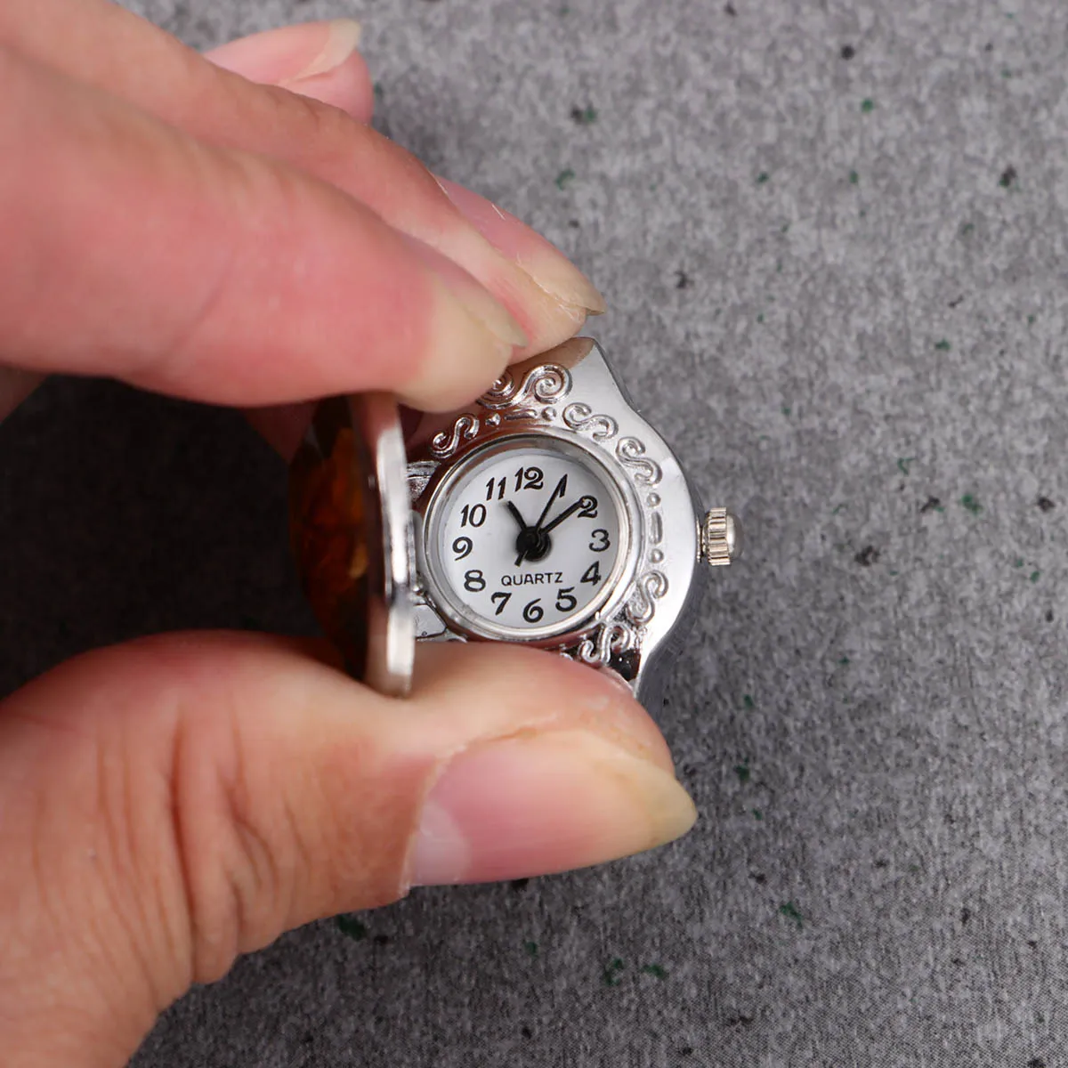 Watch Shaped Ring Stylish Personalized Decoration Classic Stretch Elastic Band Gift for Friends Kids Watch-Shaped Ring
Watch Shaped Ring Stylish Personalized Decoration Classic Stretch Elastic Band Gift for Friends Kids Watch-Shaped Ring