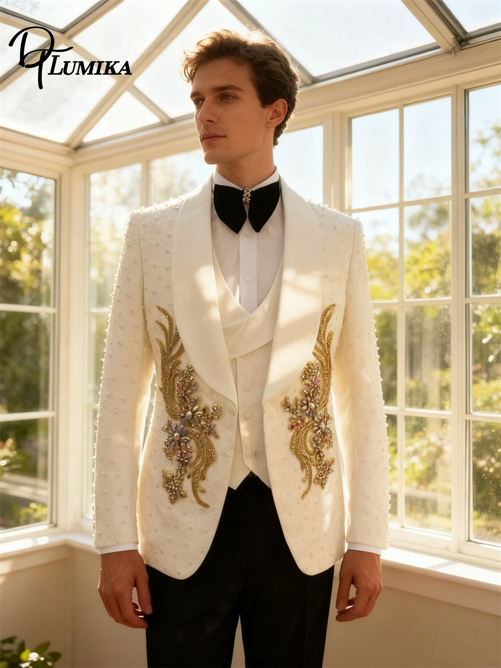 DTLumika Haute Couture Комплект из трех предметов для мужчин, элитный пиджак с жемчугом и кристаллами, комплект из жилета и брюк, роскошный праздничный наряд 
DTLumika Haute Couture Комплект из трех предметов для мужчин, элитный пиджак с жемчугом и кристаллами, комплект из жилета и брюк, роскошный праздничный наряд