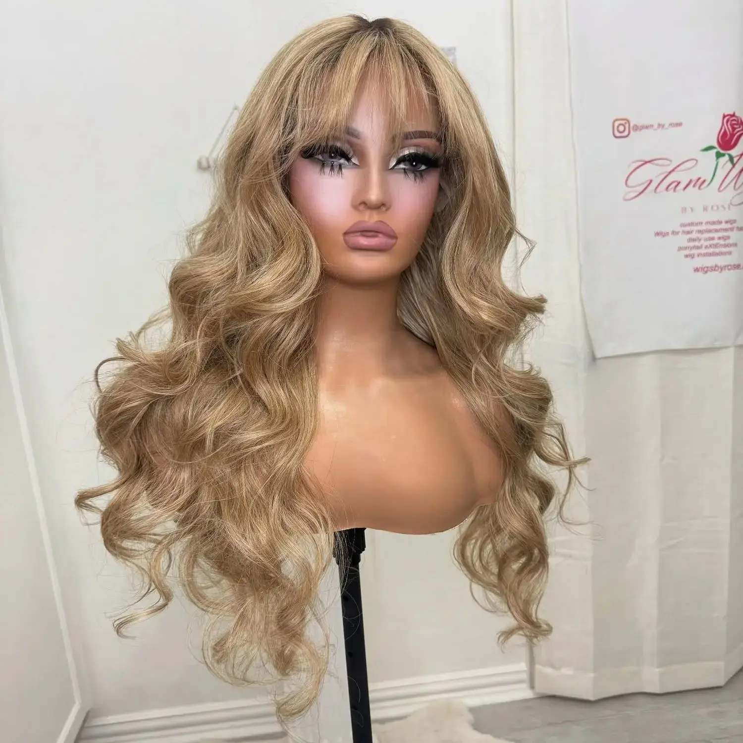Soft Ash Blonde 26 Inch Long Loose Wave HD Lace front Wig Dark Roots Premium Synthetic Hair Glueless Wig With Bangs Daily Use
Soft Ash Blonde 26 Inch Long Loose Wave HD Lace front Wig Dark Roots Premium Synthetic Hair Glueless Wig With Bangs Daily Use