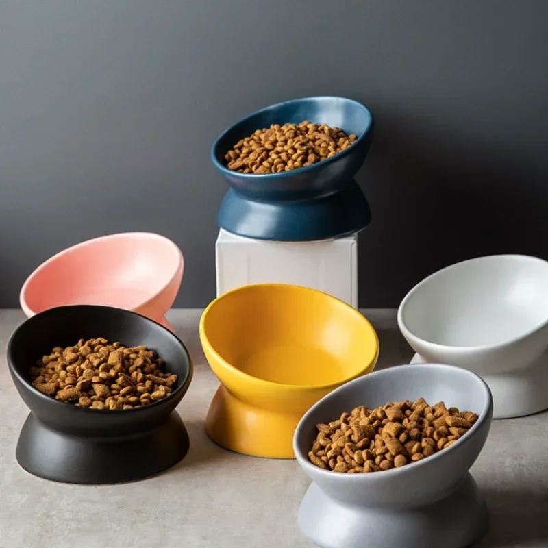 Elevated Cat Bowls Small Dog 15° Tilted Raised Food Feeding Dish Ceramics Stand Feeder for Cats and Puppy 6 Colors
Elevated Cat Bowls Small Dog 15° Tilted Raised Food Feeding Dish Ceramics Stand Feeder for Cats and Puppy 6 Colors