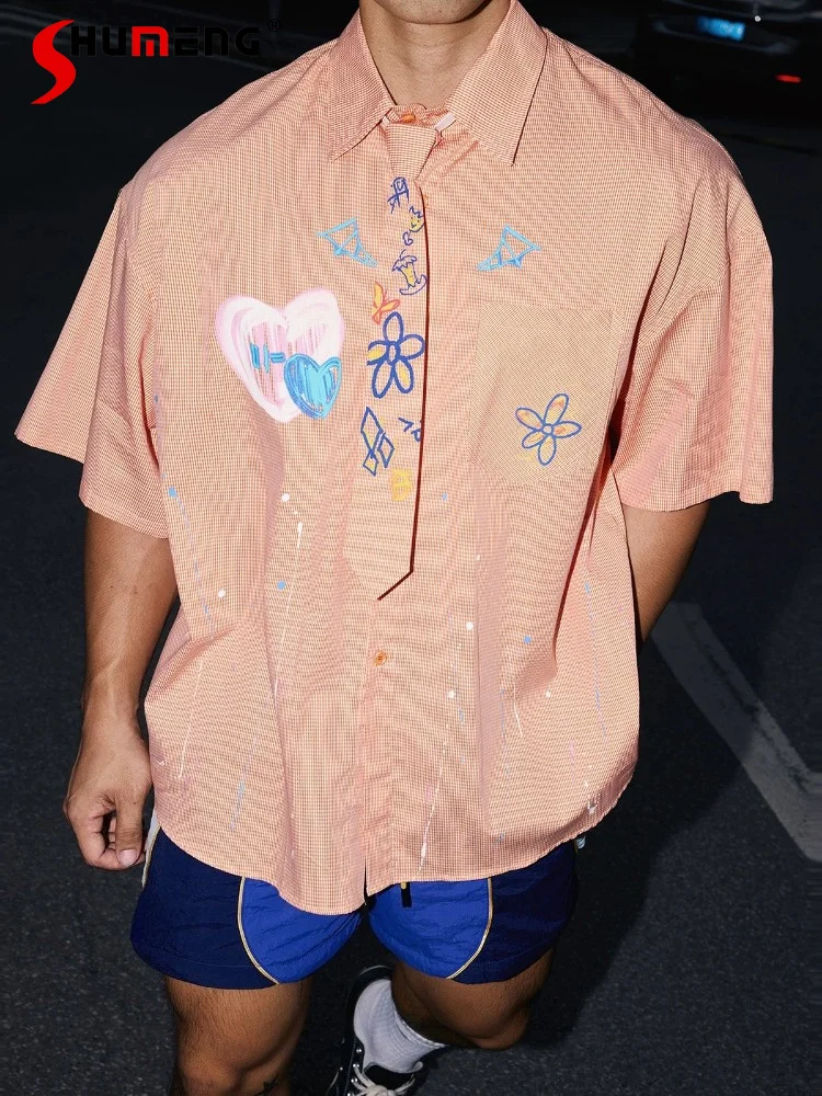 2026 Men's Summer Fashion High Street Graffiti Plaid Shirts Short Sleeve Shirt Men's Handsome Elegant Color Matching Cotton Tops
2026 Men's Summer Fashion High Street Graffiti Plaid Shirts Short Sleeve Shirt Men's Handsome Elegant Color Matching Cotton Tops