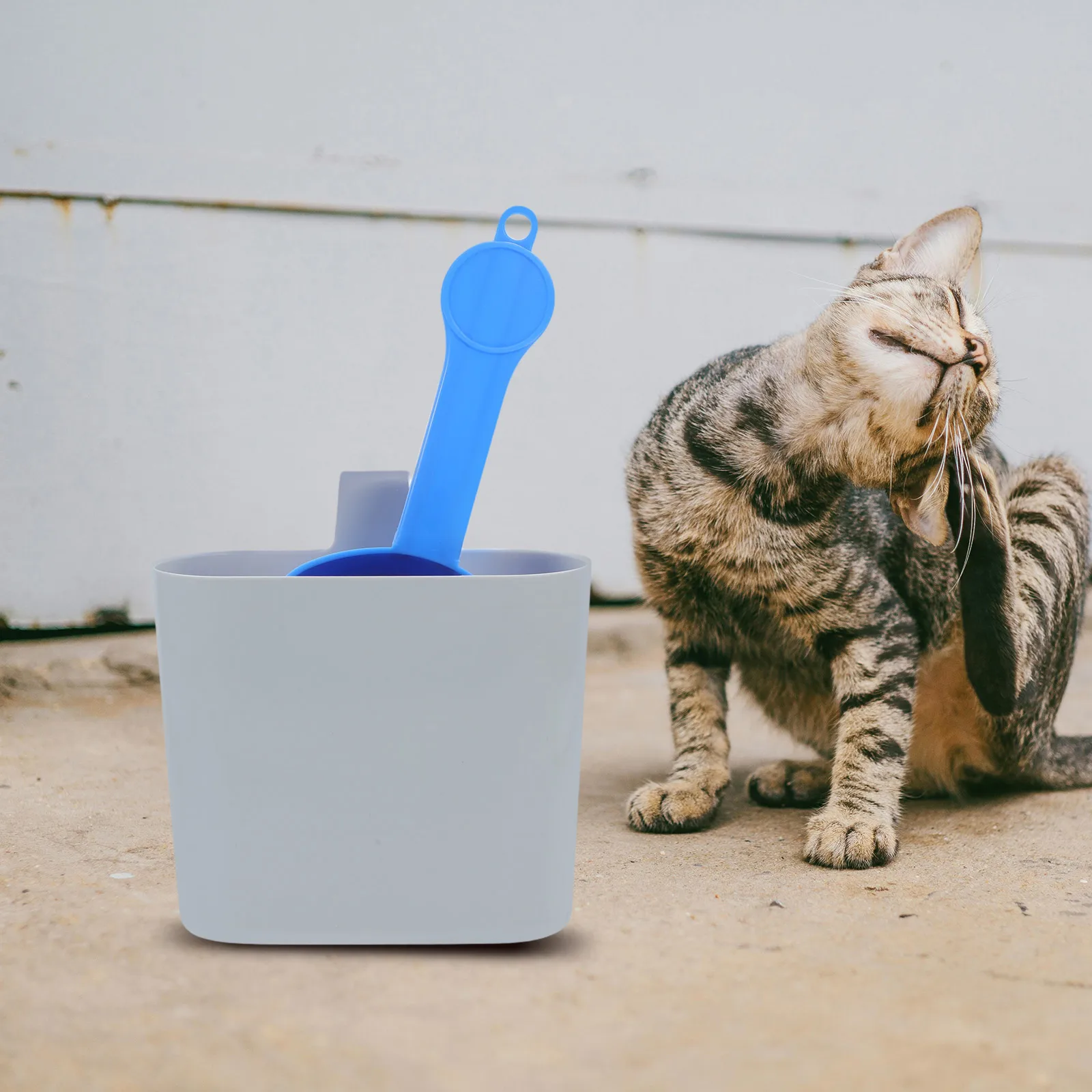 2pcs Cat Scoop Set Durable Abs Mesh Design Efficient Sifting Long Handle Easy Cleaning Heavy Duty Scooper Clumping Crystal
2pcs Cat Scoop Set Durable Abs Mesh Design Efficient Sifting Long Handle Easy Cleaning Heavy Duty Scooper Clumping Crystal
