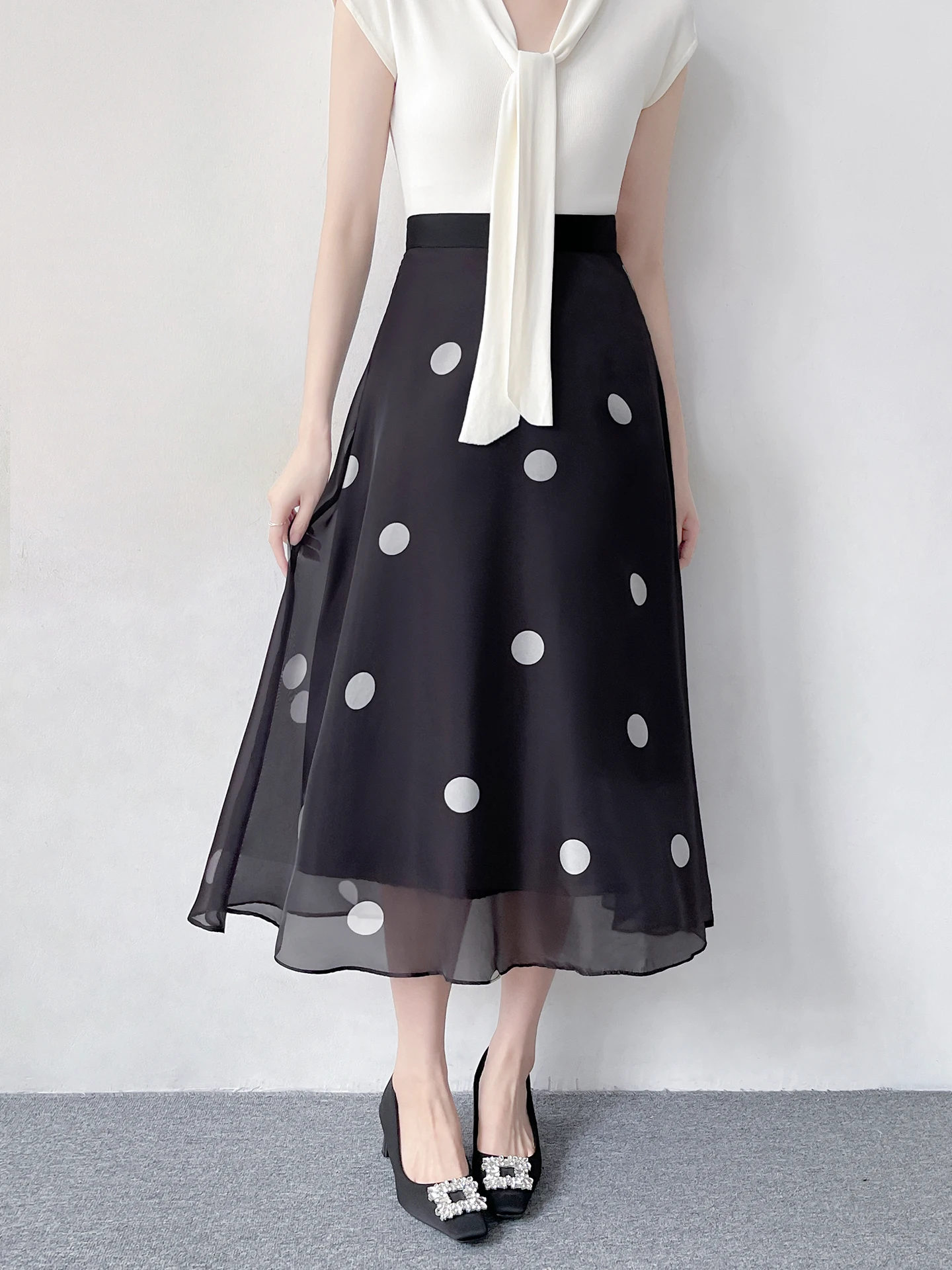 High Waist A-Line Skirt Hepburn Sle Thin Bla f-length Women's Commute Faion Korean Version Polyester Fiber Skirt
High Waist A-Line Skirt Hepburn Sle Thin Bla f-length Women's Commute Faion Korean Version Polyester Fiber Skirt