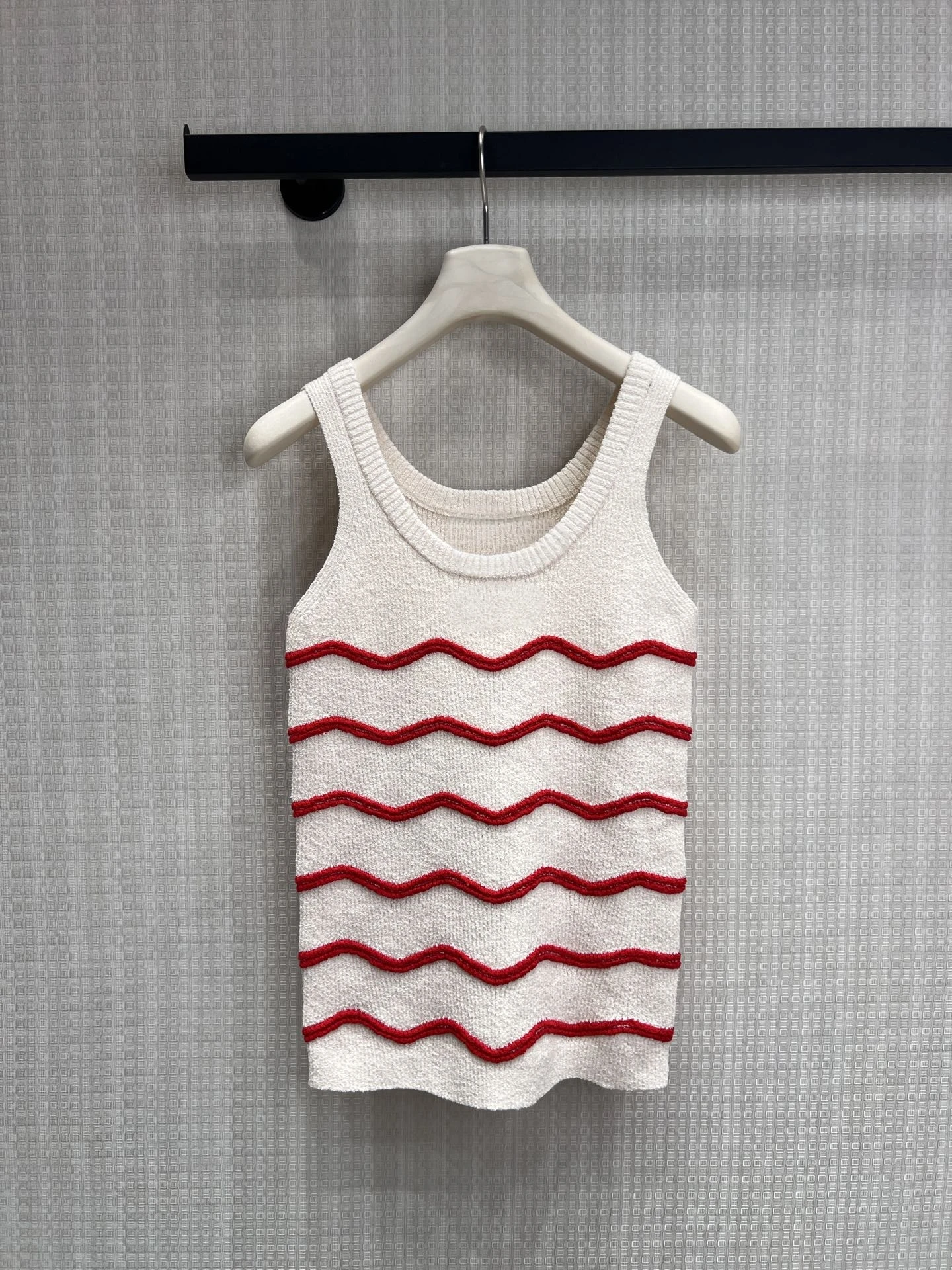 Sweet Style Knitted Wave Pattern Color Block Vest Top Slimming Versatile Ageless Retro Atmosphere Women's Summer Short Sleeve
Sweet Style Knitted Wave Pattern Color Block Vest Top Slimming Versatile Ageless Retro Atmosphere Women's Summer Short Sleeve