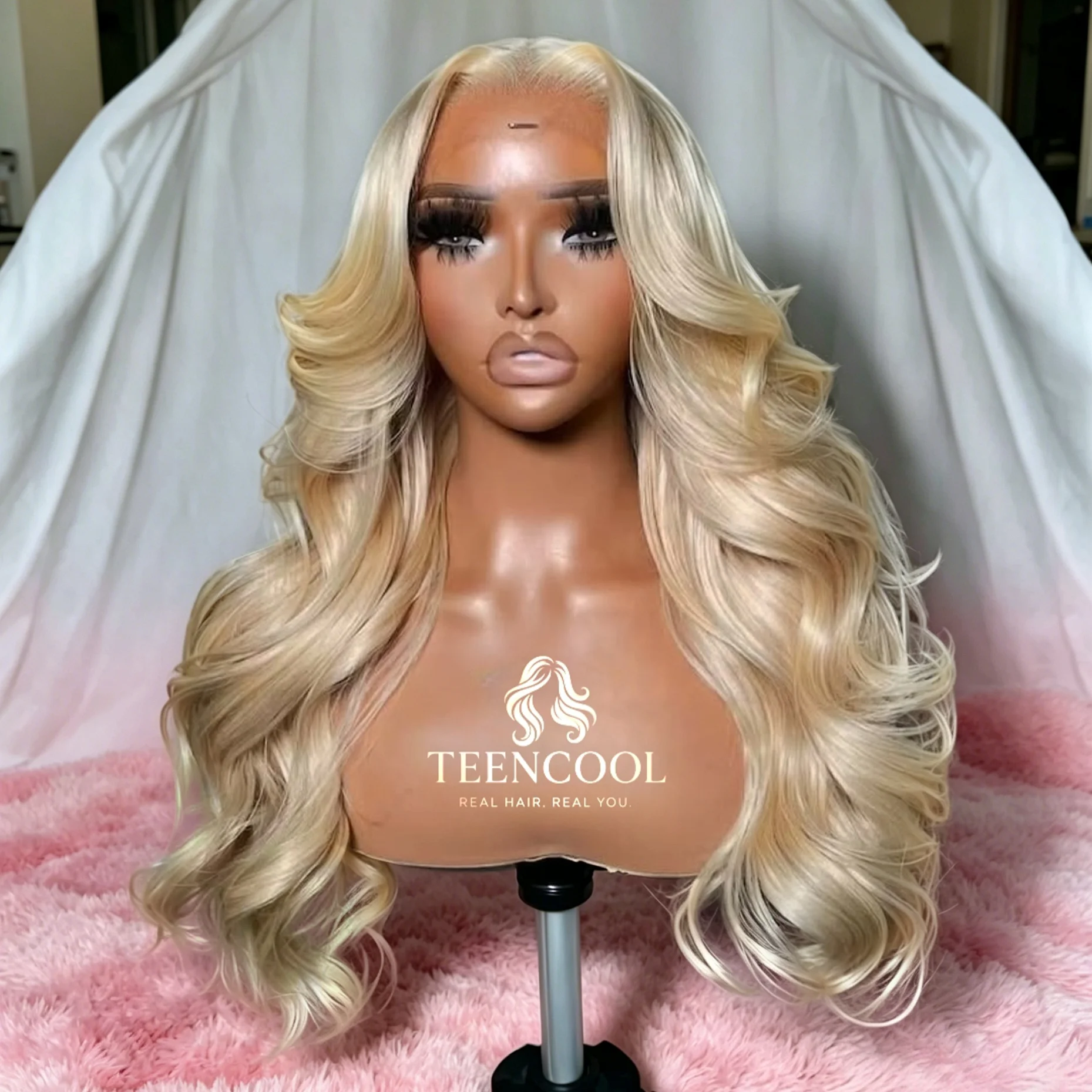 613 Blonde Body Wave Lace Frontal Wig Human Hair 200 Density 13x4 13x6 HD Transparent Lace Front Brazilian Pre Plucked Wigs
613 Blonde Body Wave Lace Frontal Wig Human Hair 200 Density 13x4 13x6 HD Transparent Lace Front Brazilian Pre Plucked Wigs