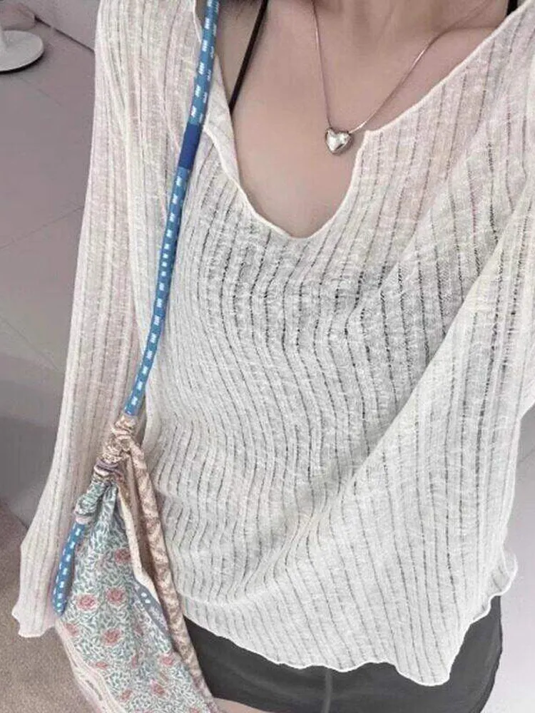Women's Long Sleeve Ice Silk T-Shirt V-Neck Transparent Sexy Summer Outerwear Commute Style Loose Fit Pure Color Breathable
Women's Long Sleeve Ice Silk T-Shirt V-Neck Transparent Sexy Summer Outerwear Commute Style Loose Fit Pure Color Breathable