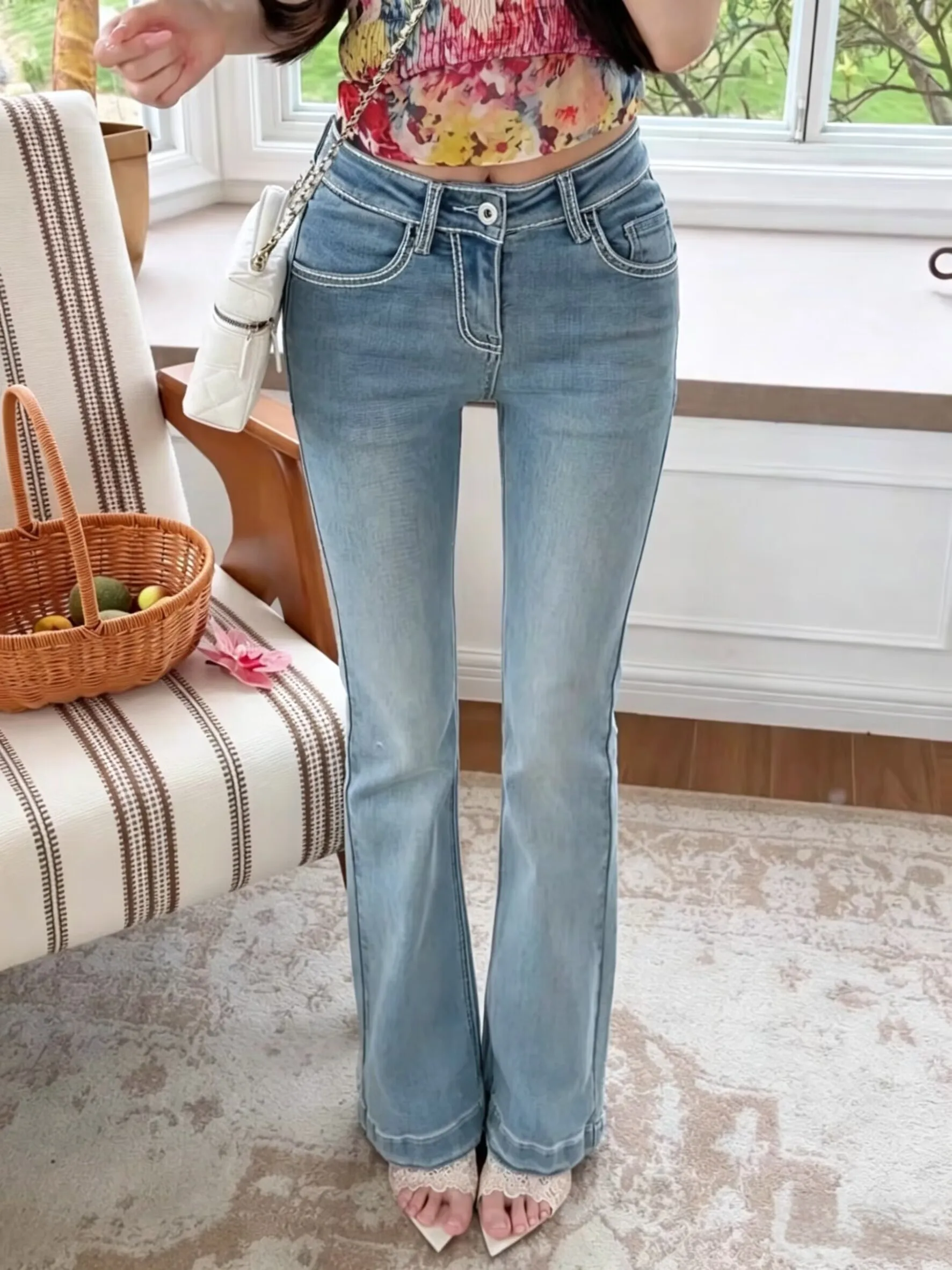 Low Waist Stretchy Flared Jeans Spring Summer Original Design Rabbit Tea Sea Salt Grassland Cotton Stretch Denim Ladies Jeans
Low Waist Stretchy Flared Jeans Spring Summer Original Design Rabbit Tea Sea Salt Grassland Cotton Stretch Denim Ladies Jeans