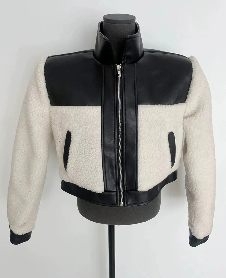 2026 Autumn/Winter New Women's Down Cotton Jacket High Collar Lamb Wool Splicing PU Leather Jacket
2026 Autumn/Winter New Women's Down Cotton Jacket High Collar Lamb Wool Splicing PU Leather Jacket