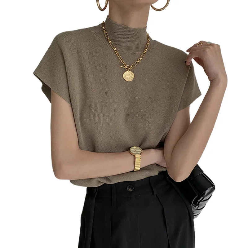 Fashion Vest Shirt Solid Stand-up Collar Knitted Sweater Short Sleeve Office Lady Loose Elegant All-Match Straight Tops 
Fashion Vest Shirt Solid Stand-up Collar Knitted Sweater Short Sleeve Office Lady Loose Elegant All-Match Straight Tops