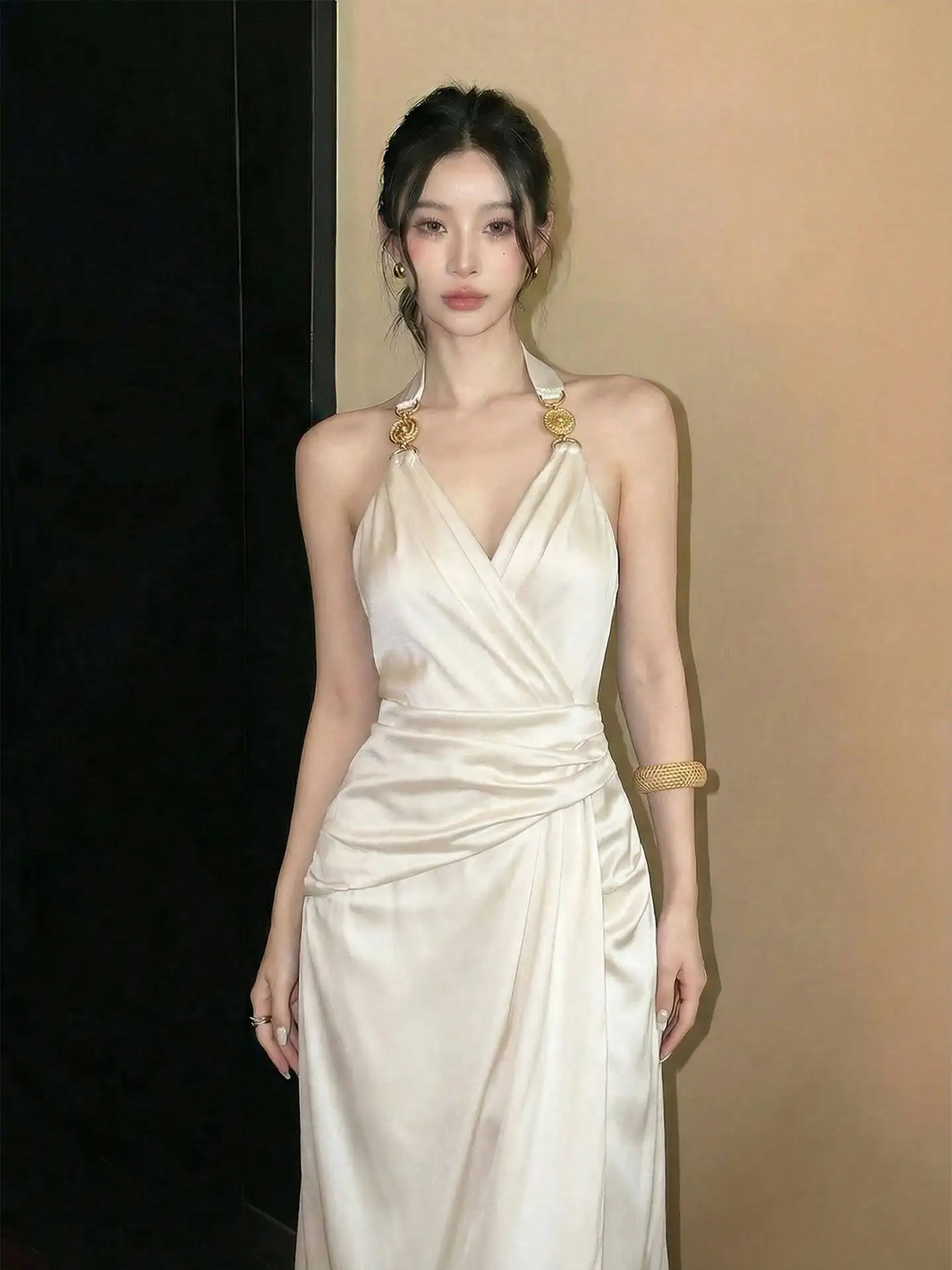 Elegant Satin Fish Tail Dress Birthday Gift Korean Style Outfit Important Occasion White Neck Hanging Gown Long Sleeve Zipper
Elegant Satin Fish Tail Dress Birthday Gift Korean Style Outfit Important Occasion White Neck Hanging Gown Long Sleeve Zipper