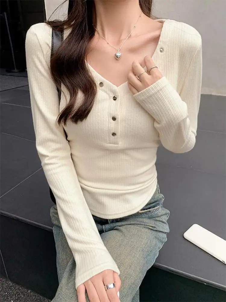 Осень-зима женский белый тонкий вязаный пуловер с v-образным вырезом и длинными рукавами нерегулярной формы, топы 2024, новая корейская модная простая одежда
Осень-зима женский белый тонкий вязаный пуловер с v-образным вырезом и длинными рукавами нерегулярной формы, топы 2024, новая корейская модная простая одежда